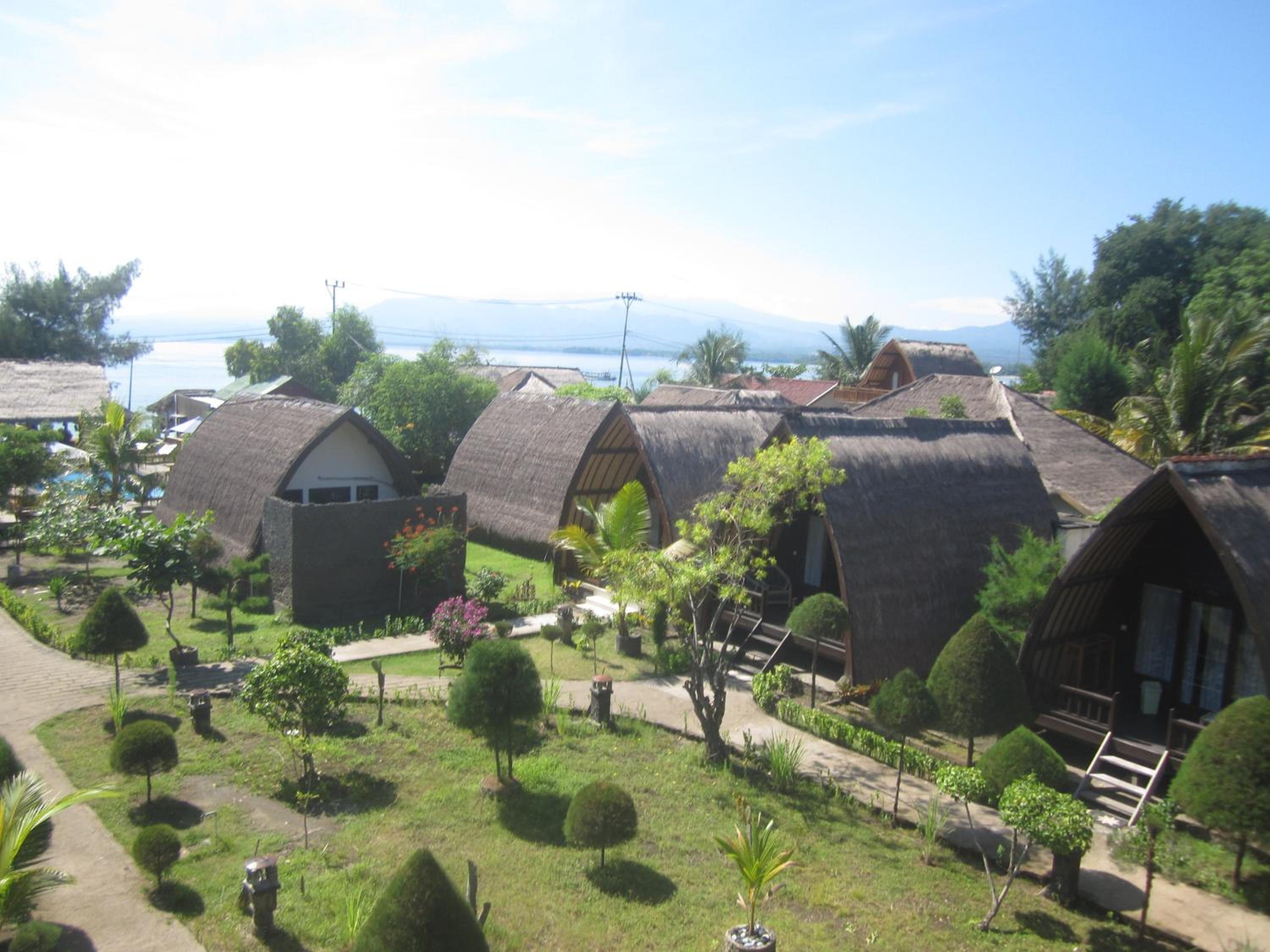 Deluxe Bungalow photo 2