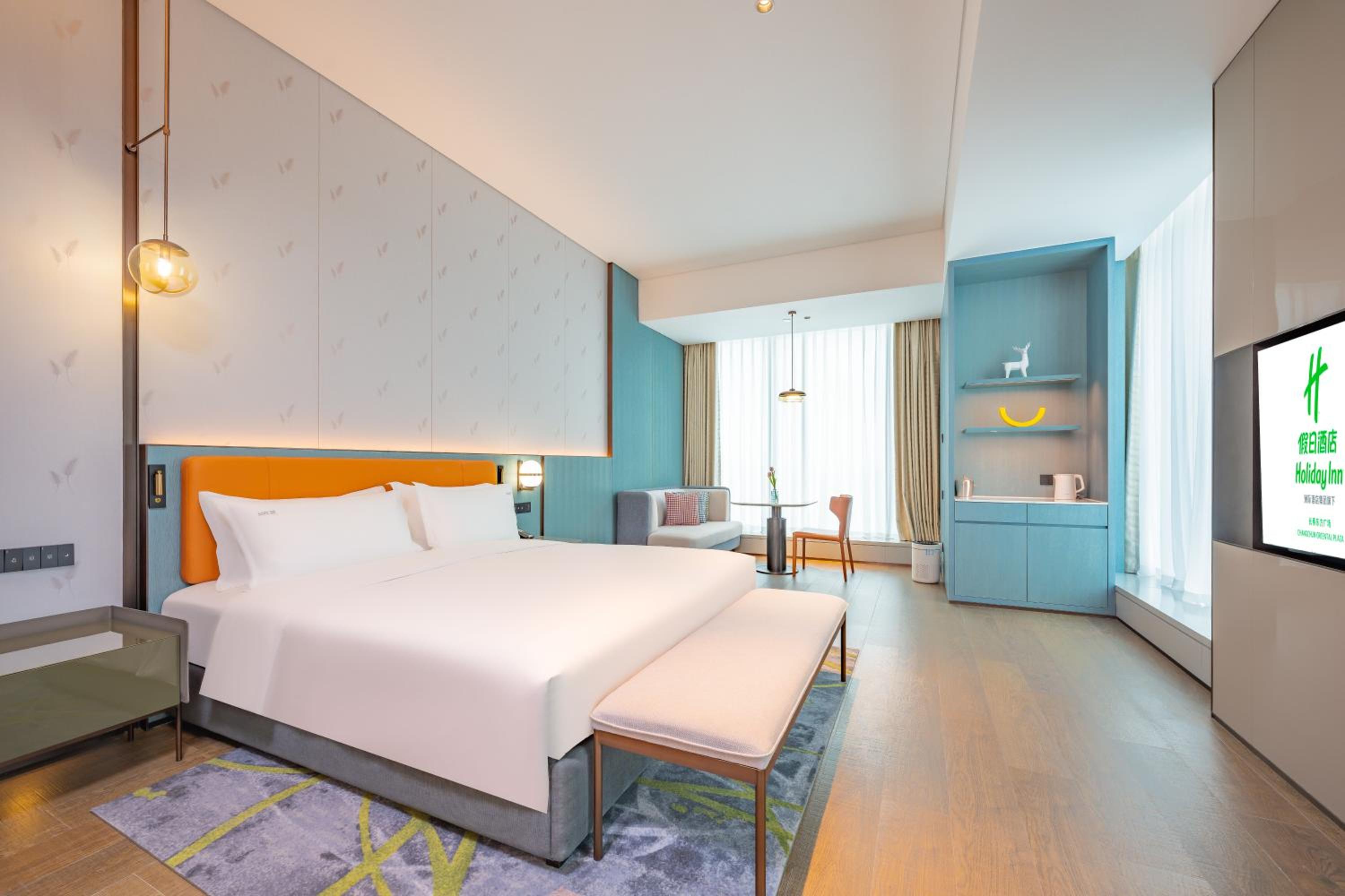 Premium King Room photo 2