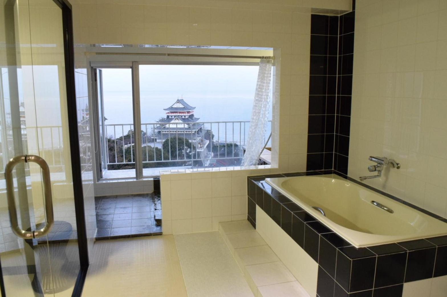 King Suite with Sea View - Photo 21