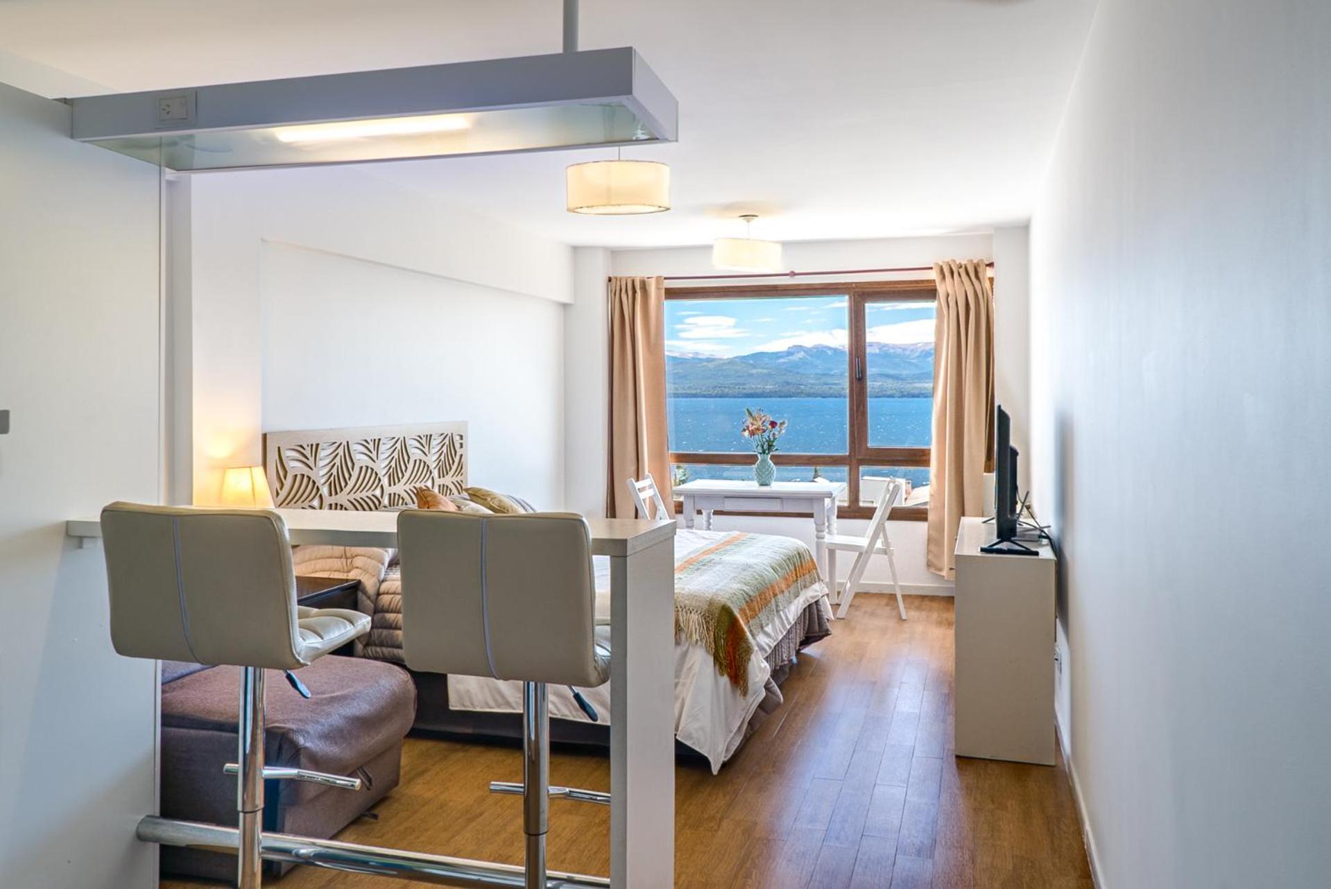 Apartment with Lake View photo 1