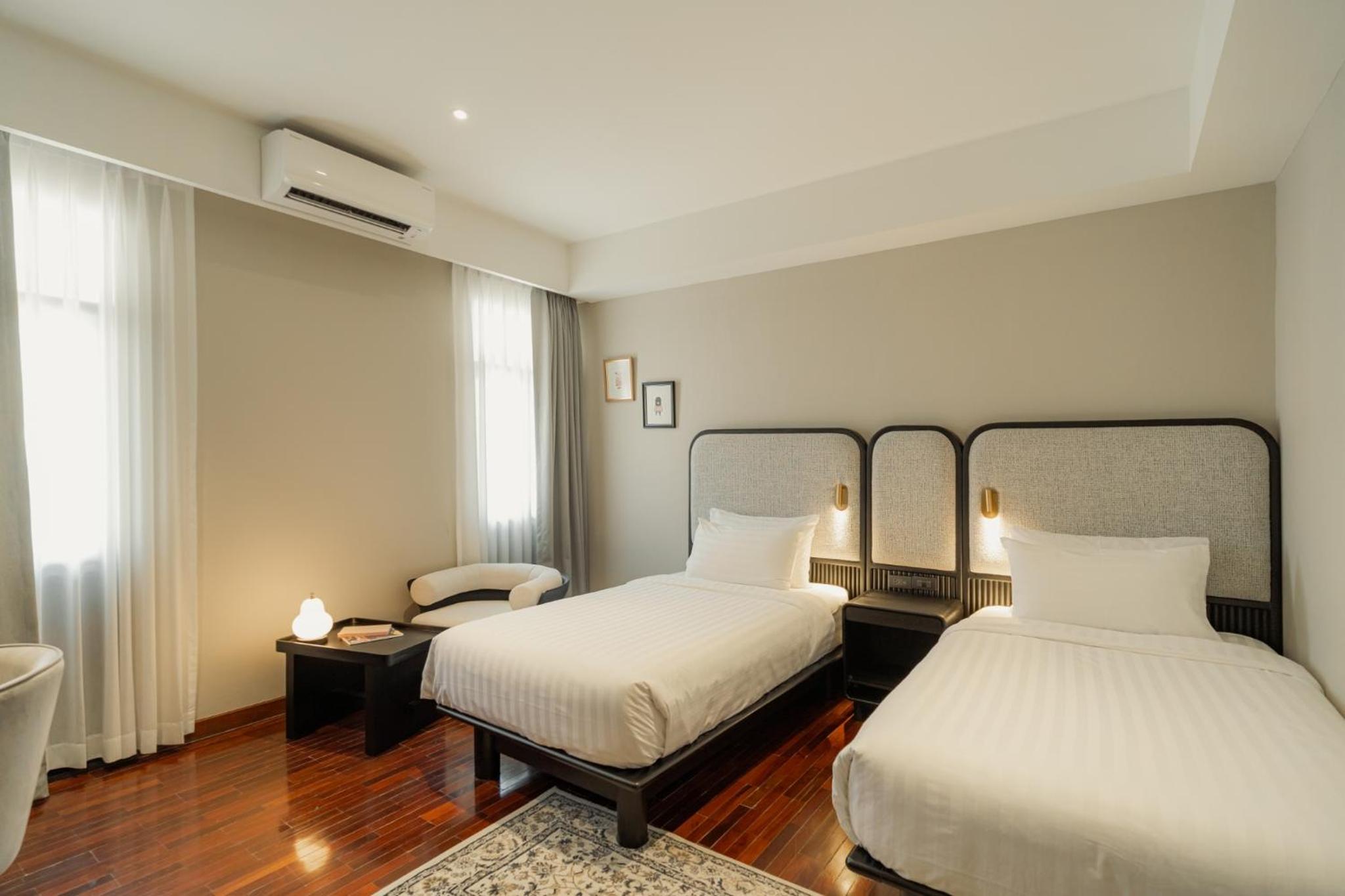 Superior Twin Room - Photo 1
