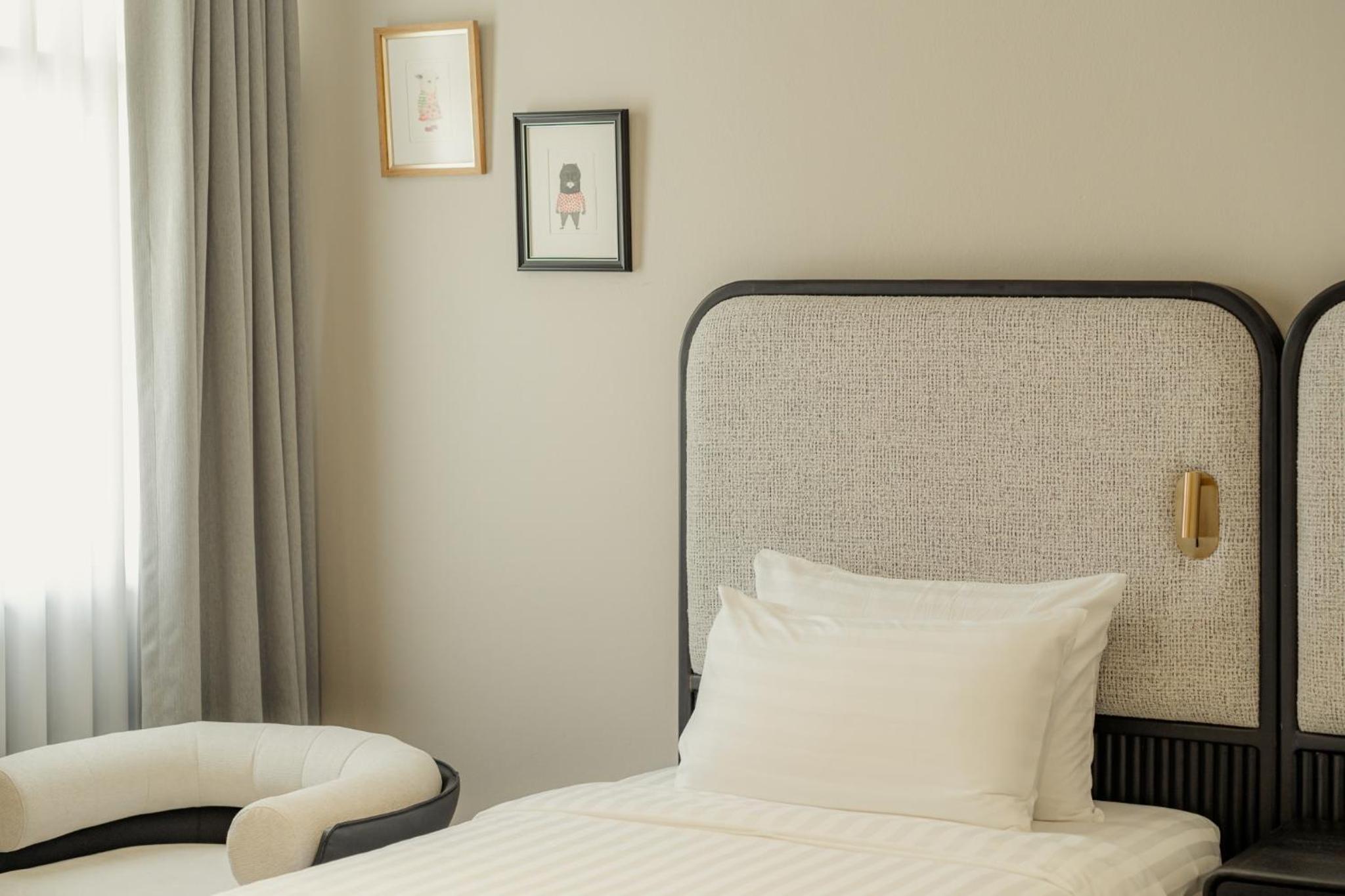 Superior Twin Room - Photo 8