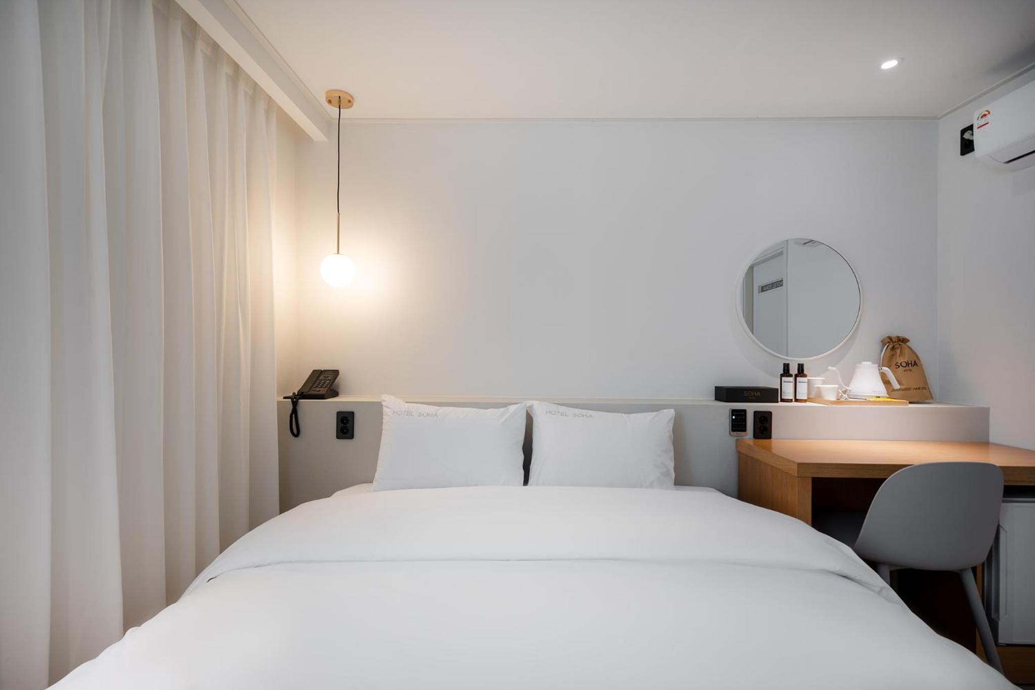 Economy Double Room - Photo 5