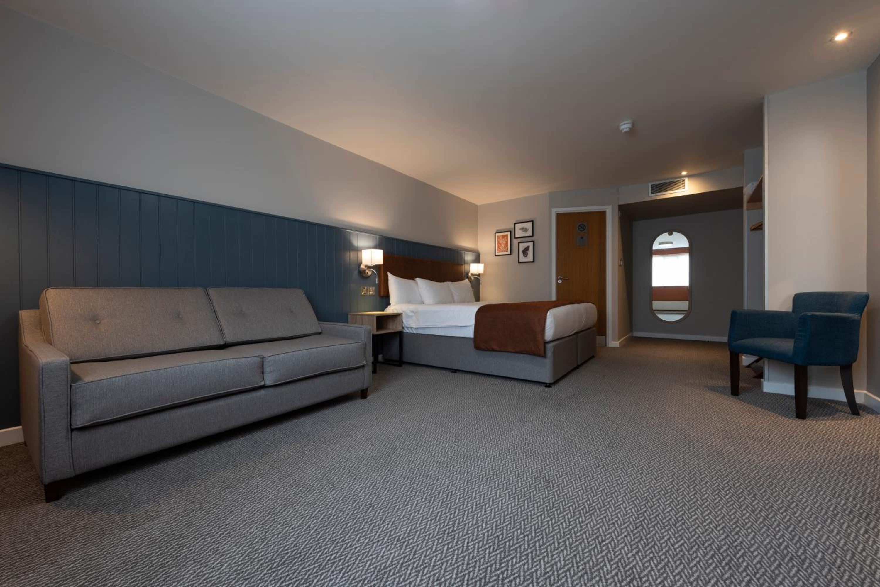 Family Room photo 1