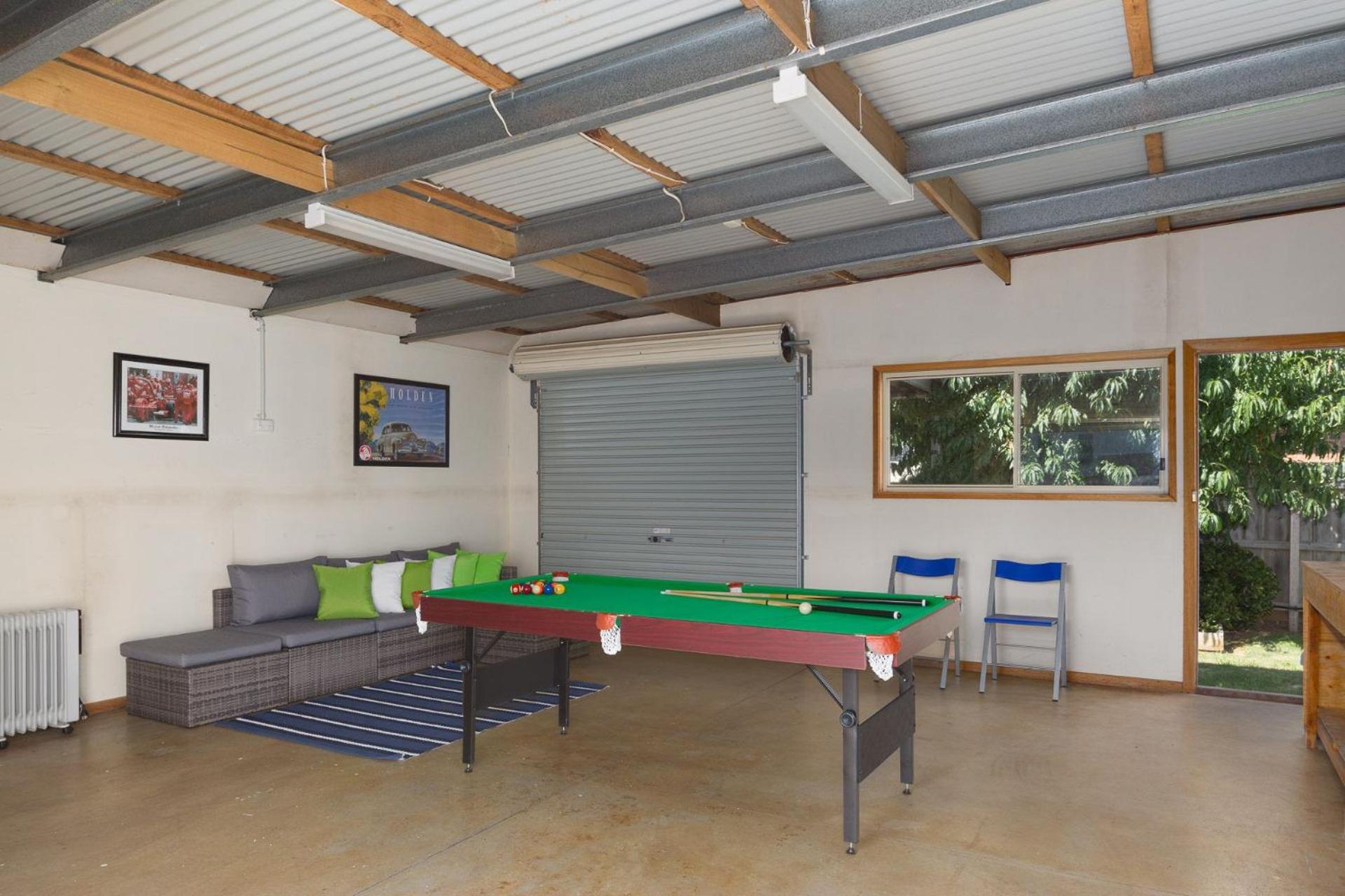 Four-Bedroom House photo 2