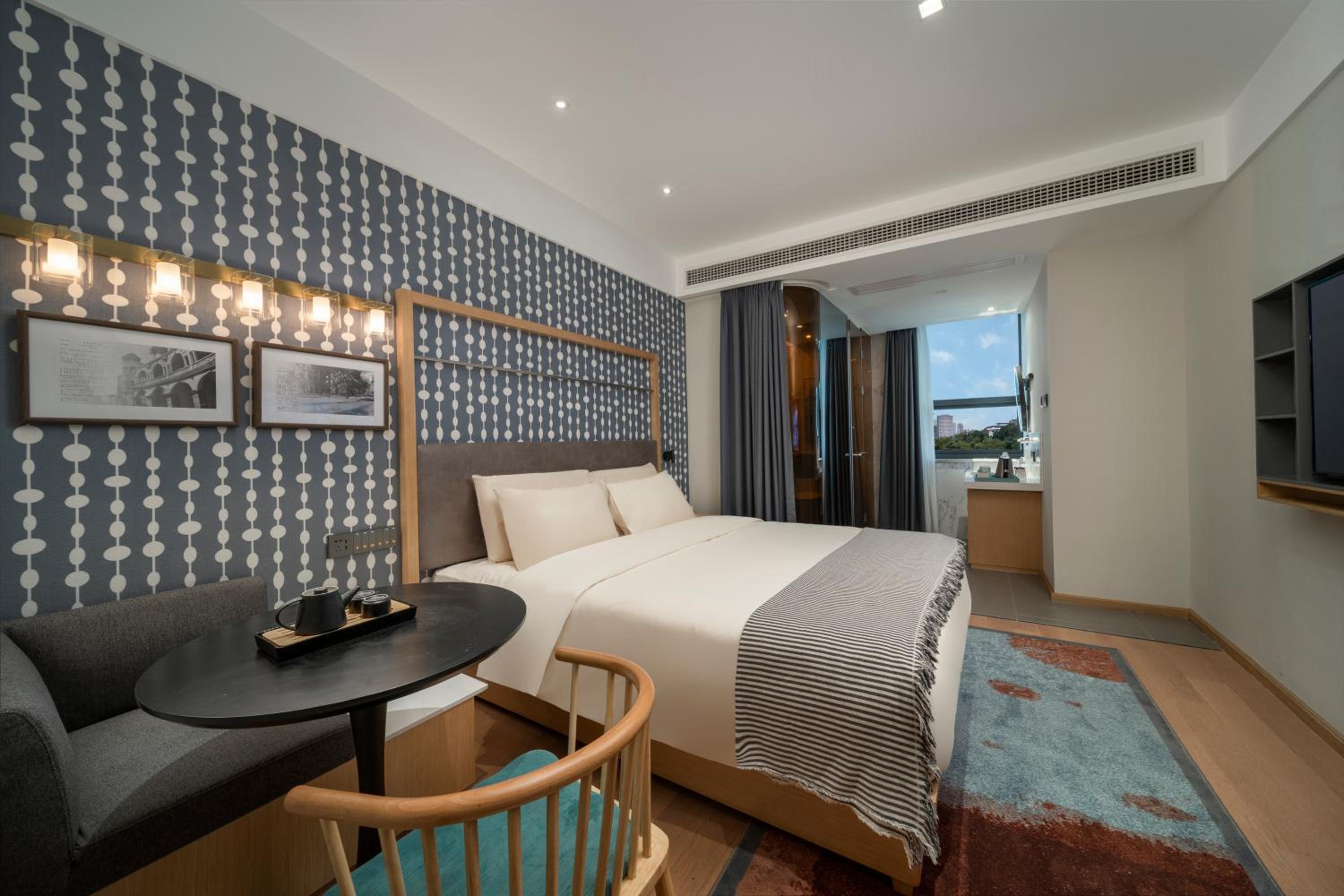 Designed Suite  photo 3