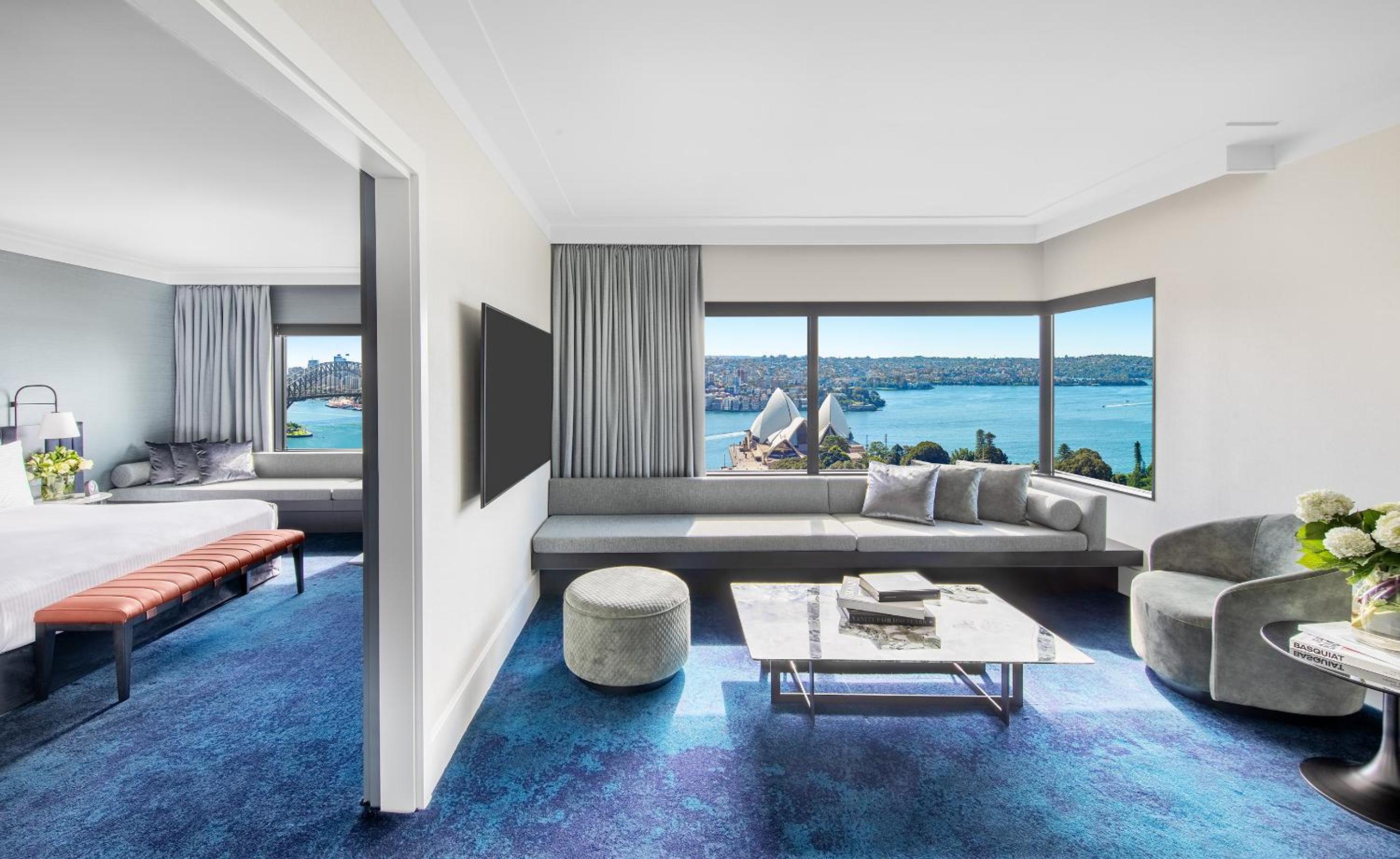 One-Bedroom Suite with Opera House View thumbnail 5