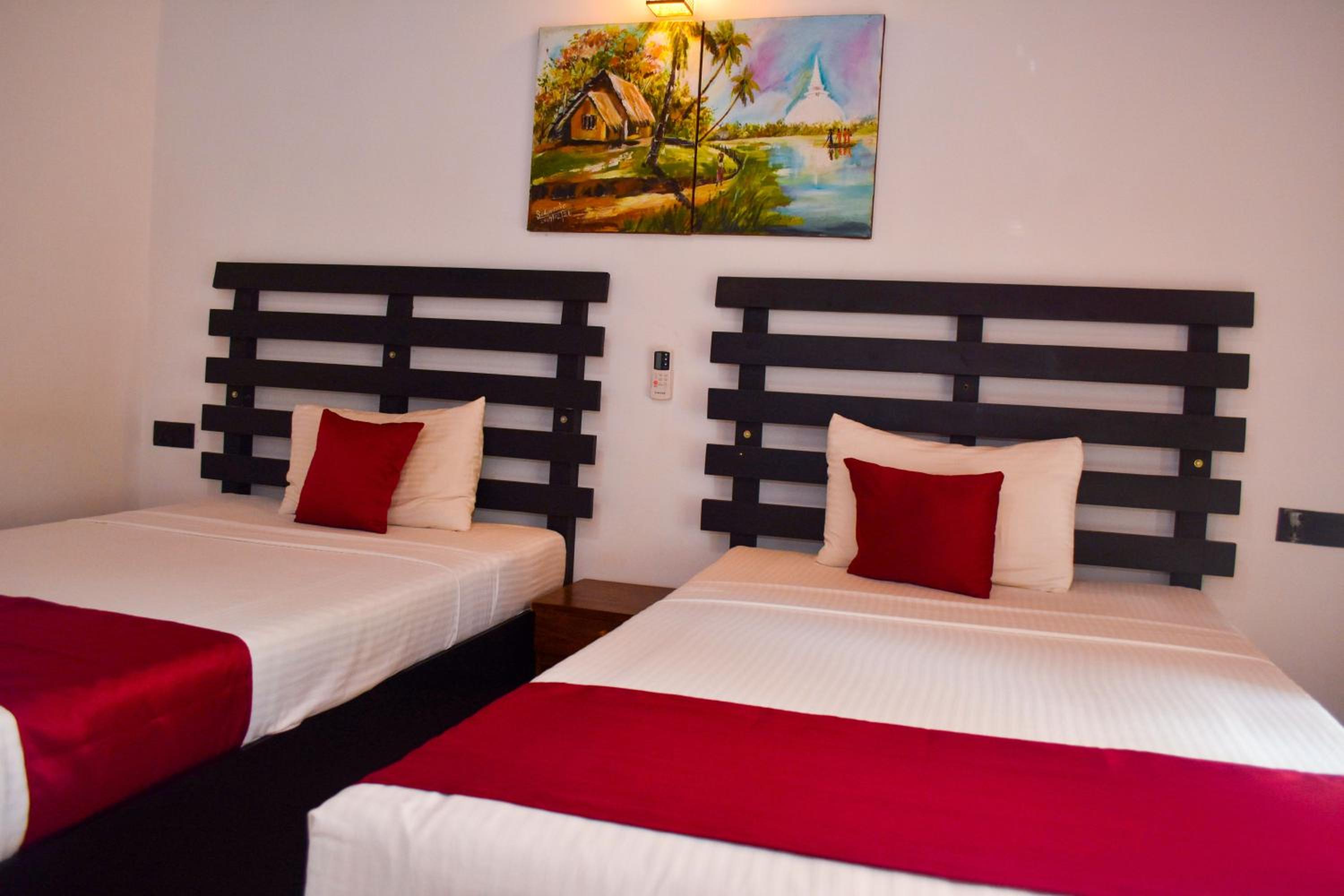 Deluxe Twin Room photo 2