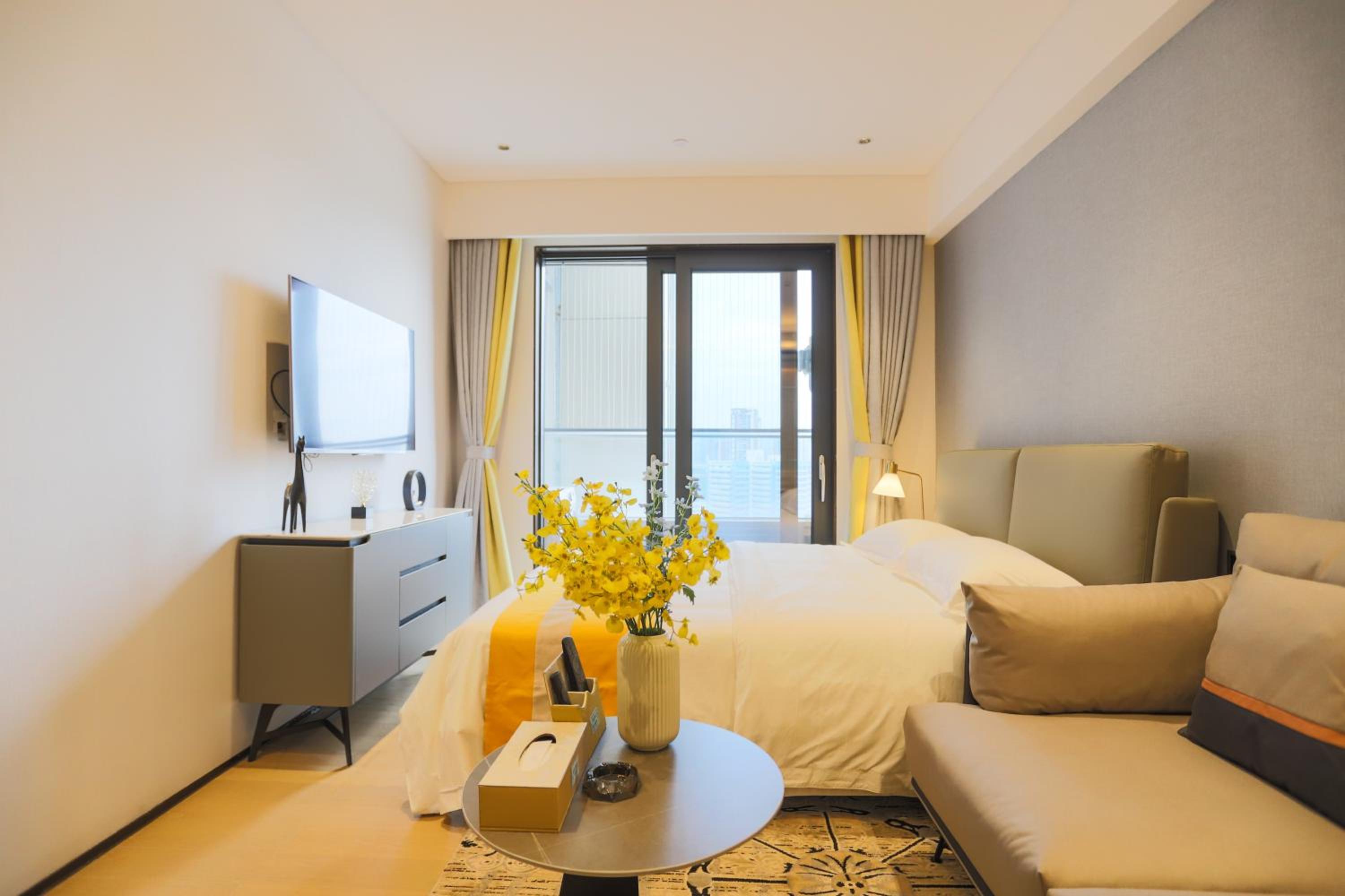 Apartment with Balcony