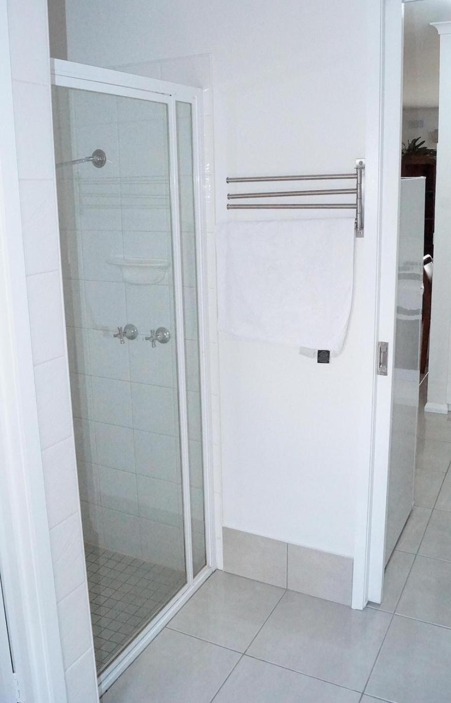 Two-Bedroom Apartment - Photo 3