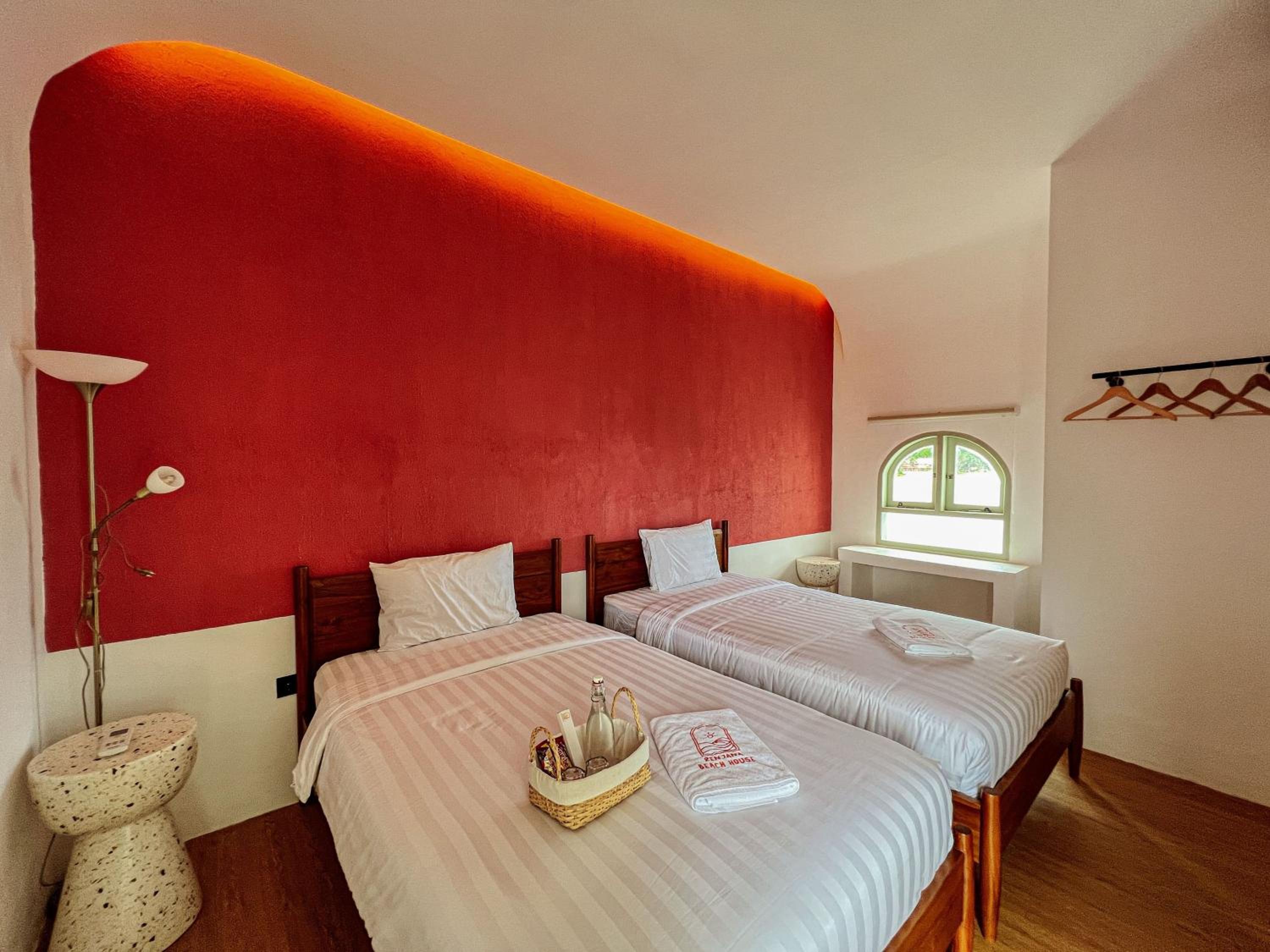 Double Room with Sea View - Photo 6