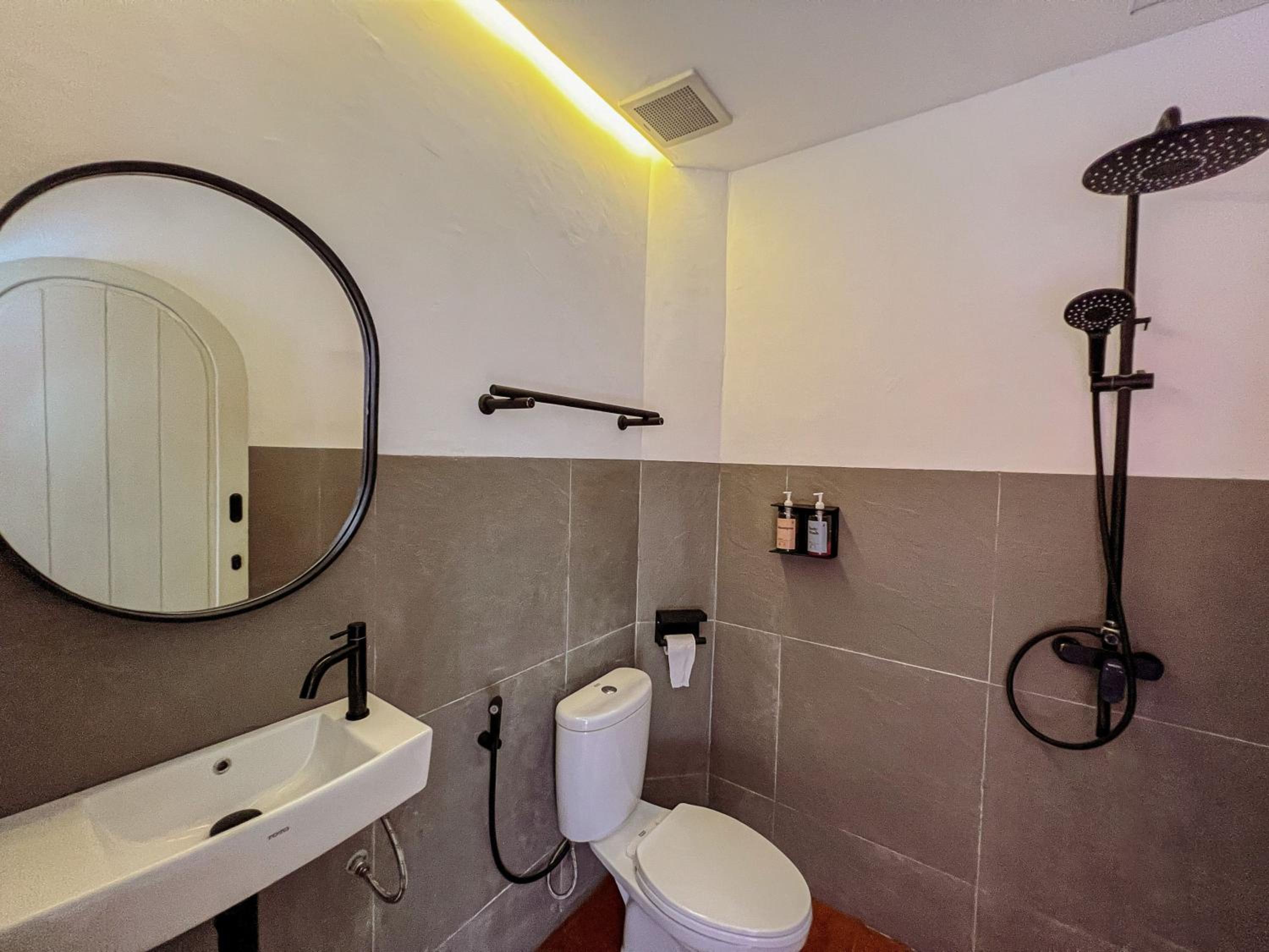 Double Room with Sea View - Photo 7