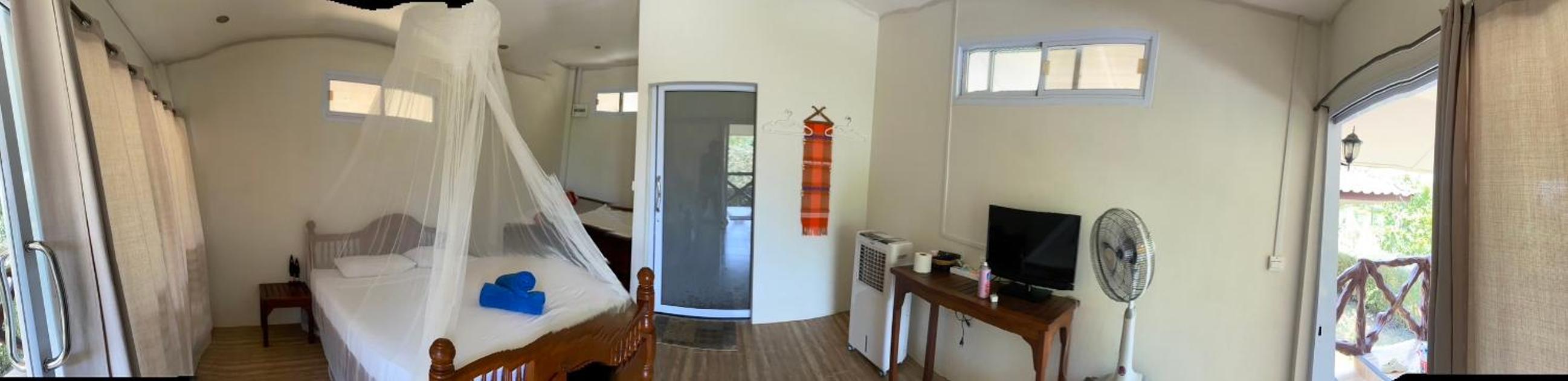 Family Room - Photo 17
