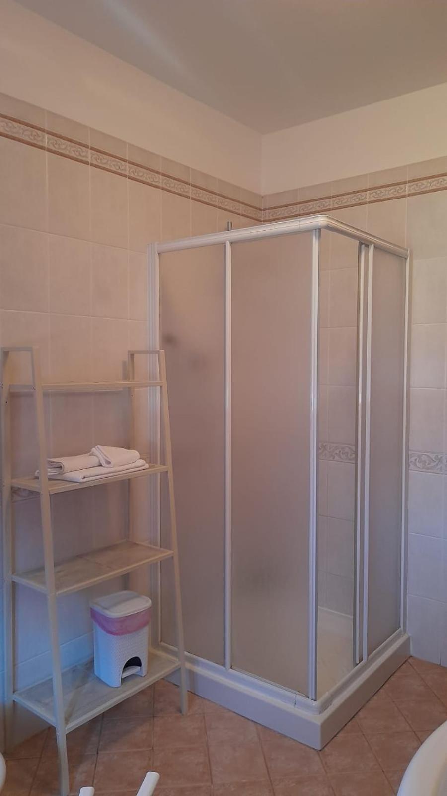 Two-Bedroom Apartment - Photo 11