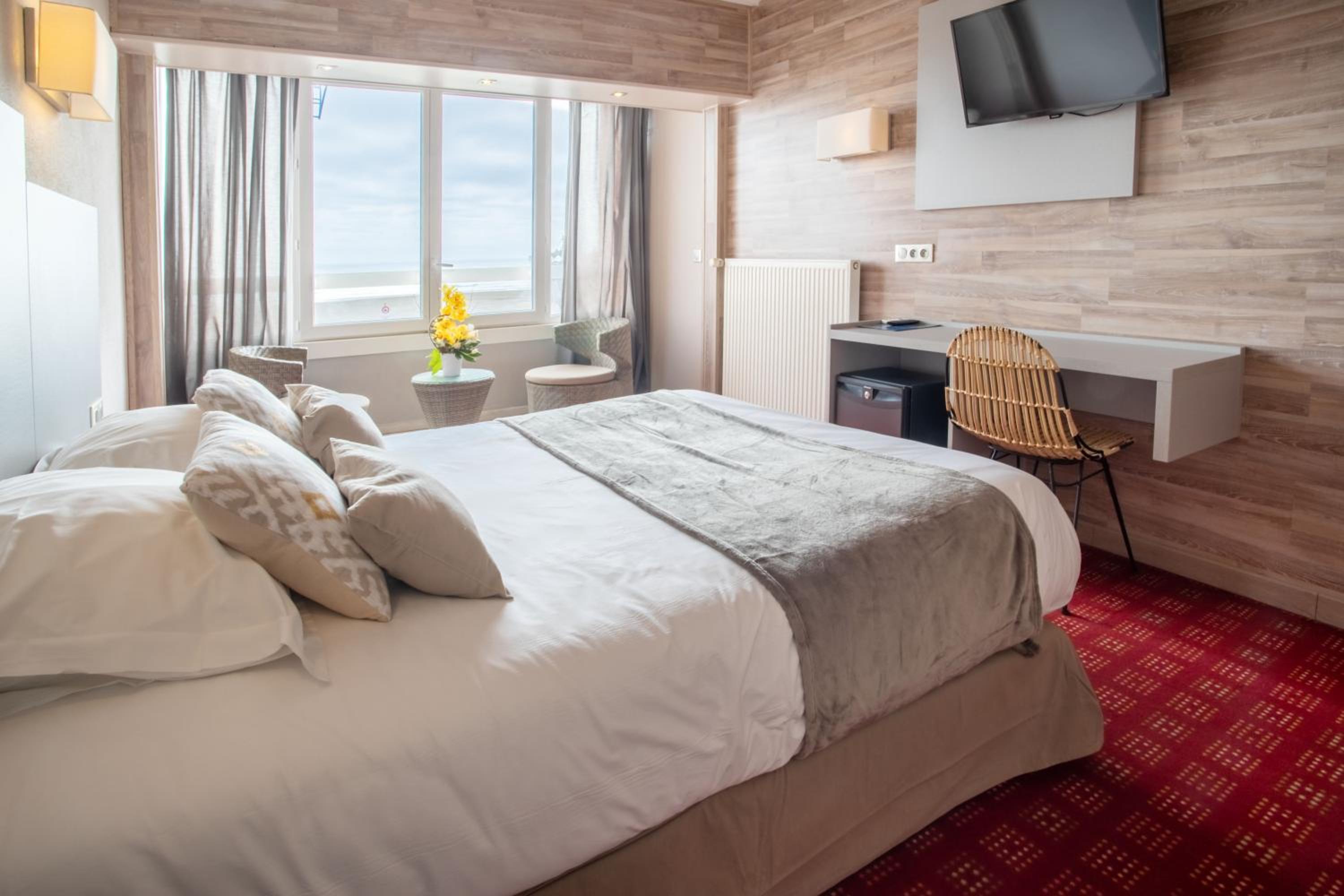 Double Room with Sea View - Photo 1