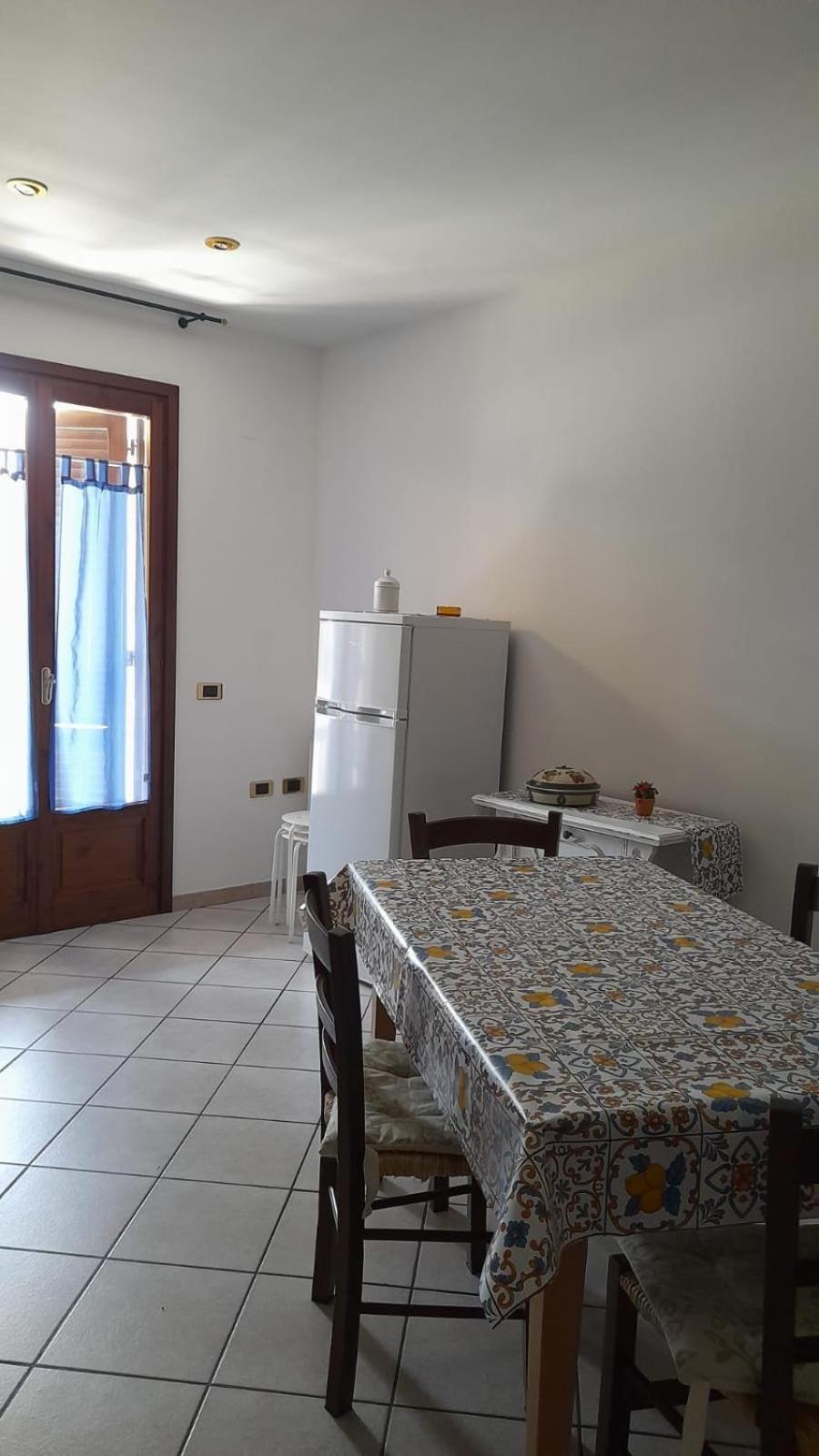 Two-Bedroom Apartment - Photo 19