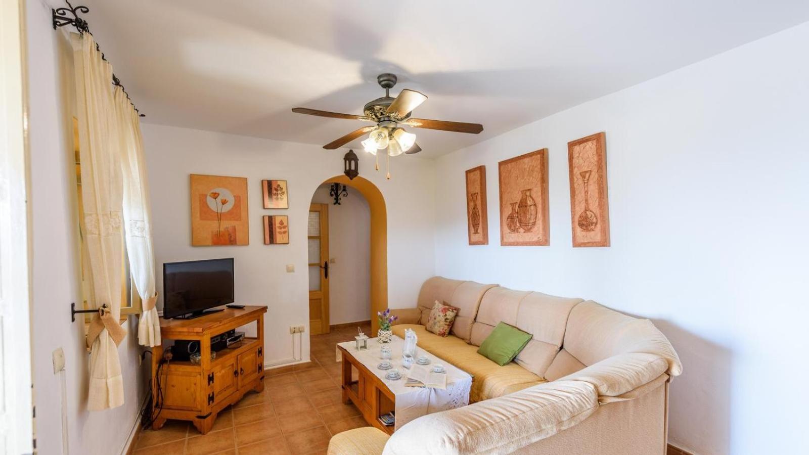 Villa photo 2