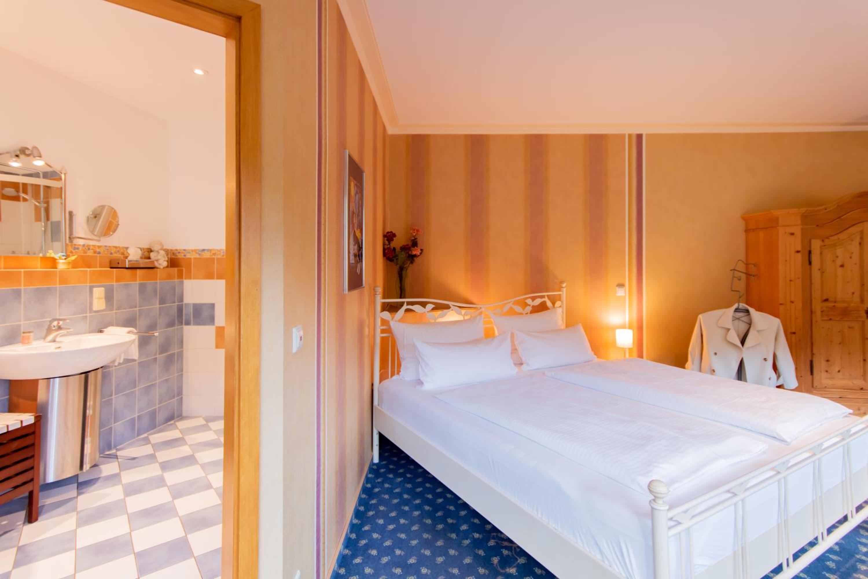 Superior Double Room - Photo 7