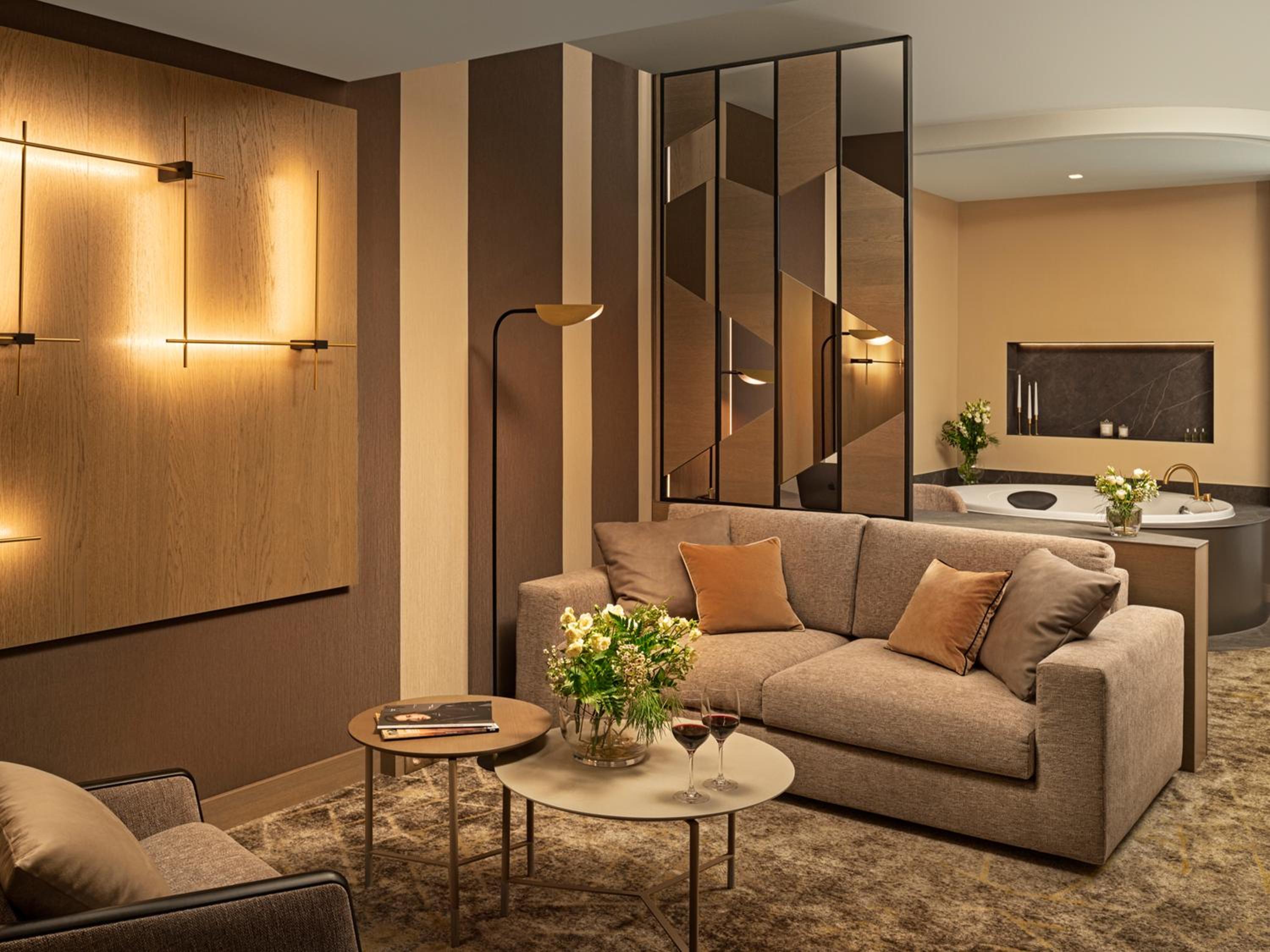 Royal Suite - Photo 4