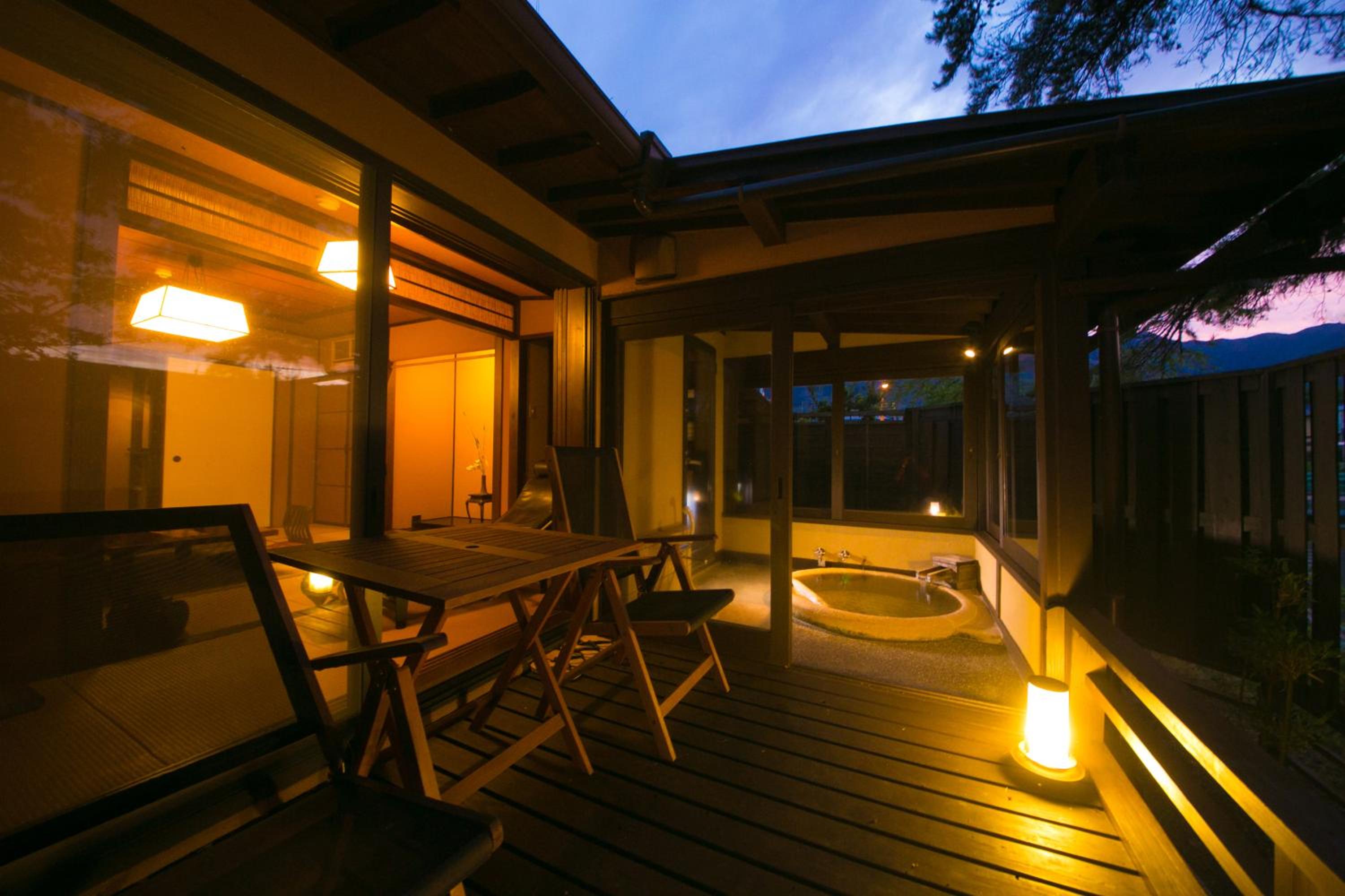 Twin Room with Private Bathroom
