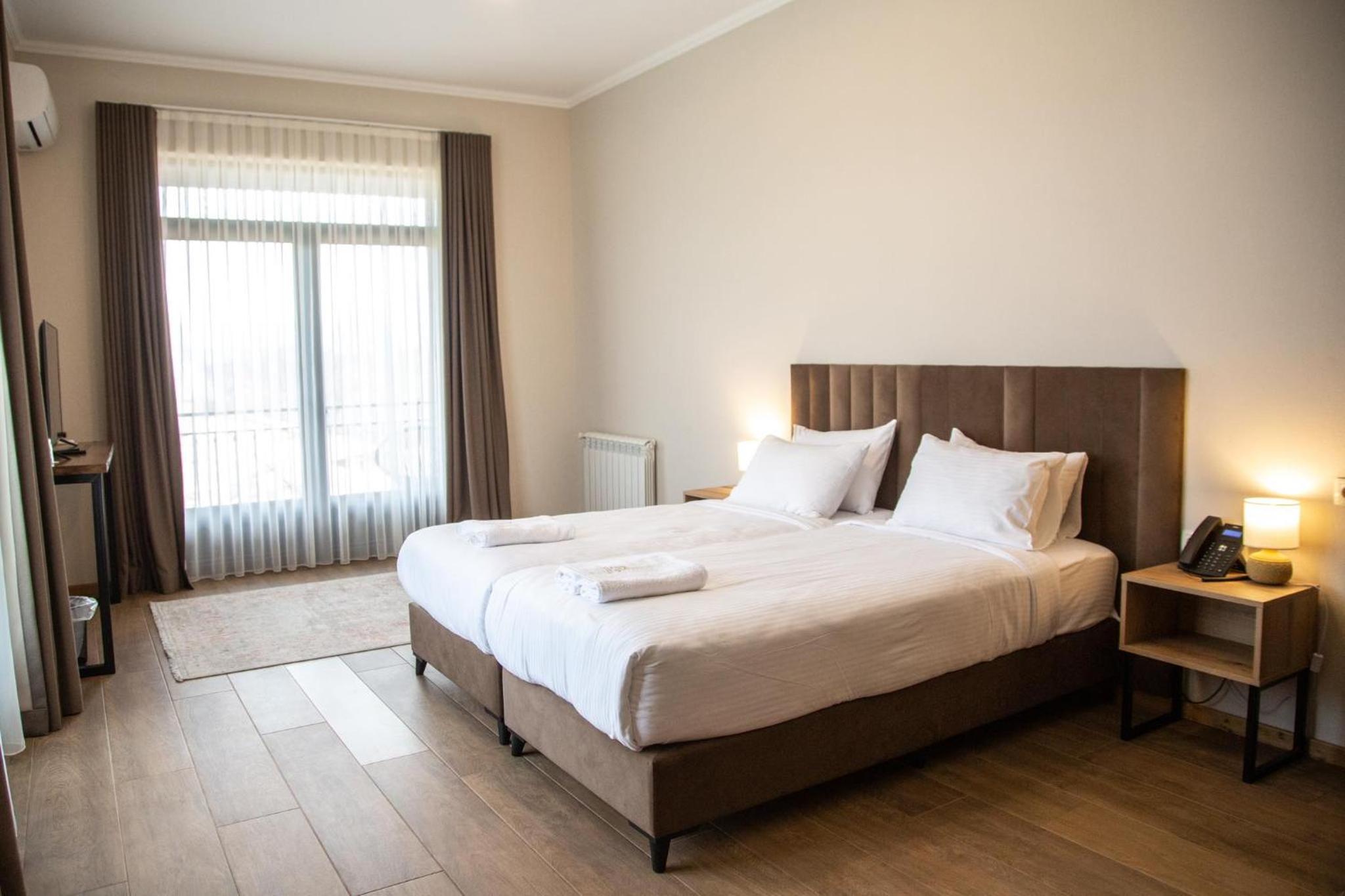 Suite with Balcony photo 1