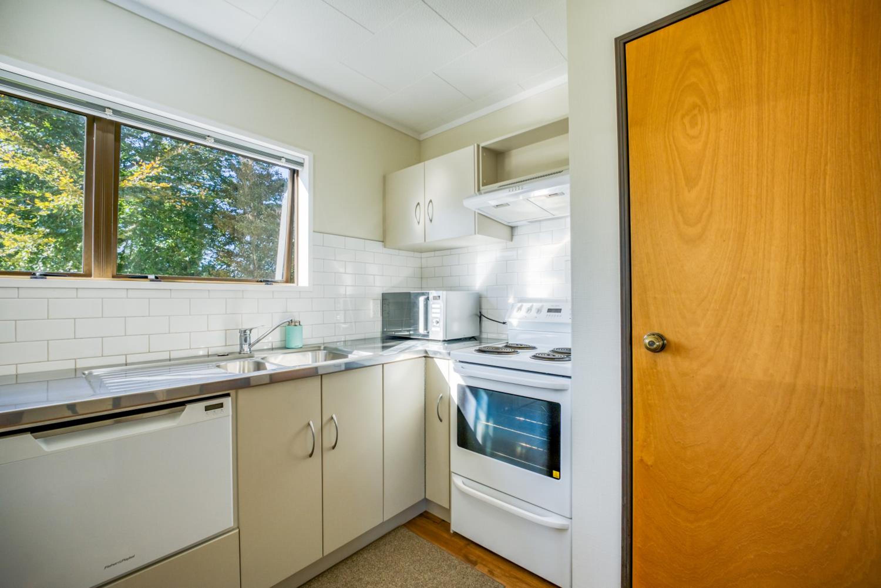 Three-Bedroom House photo 2