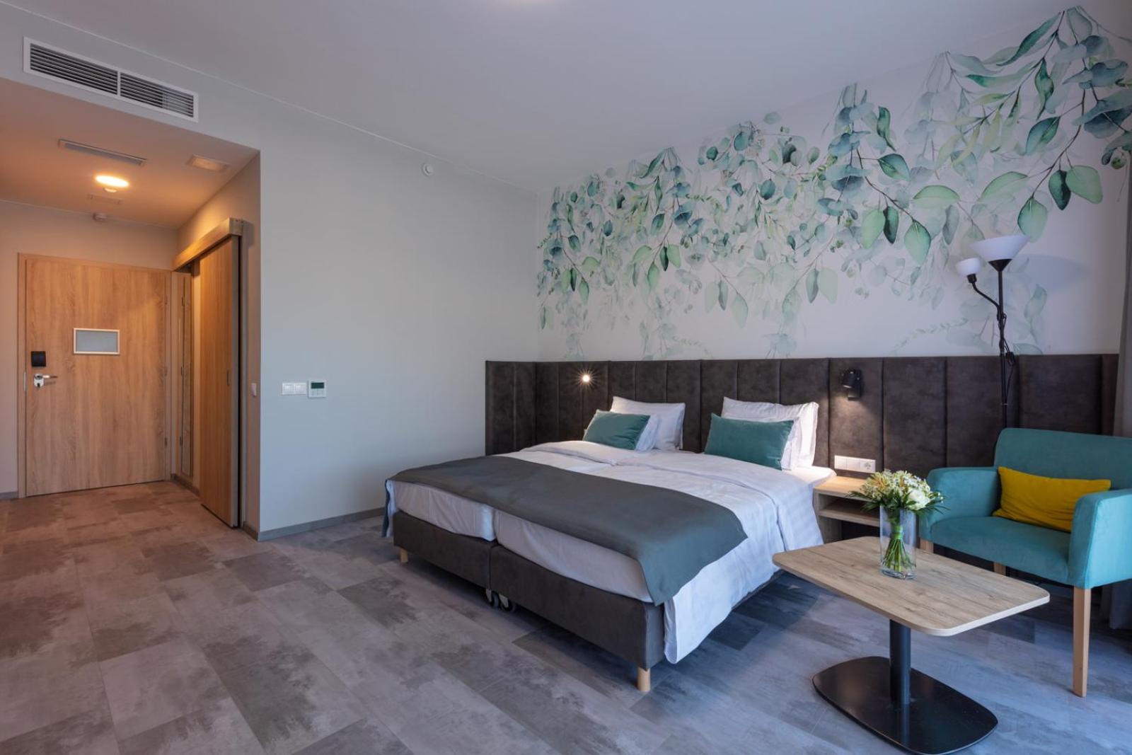 Deluxe Twin Room - Photo 2