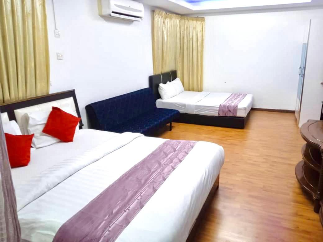Deluxe Quadruple Room photo 2