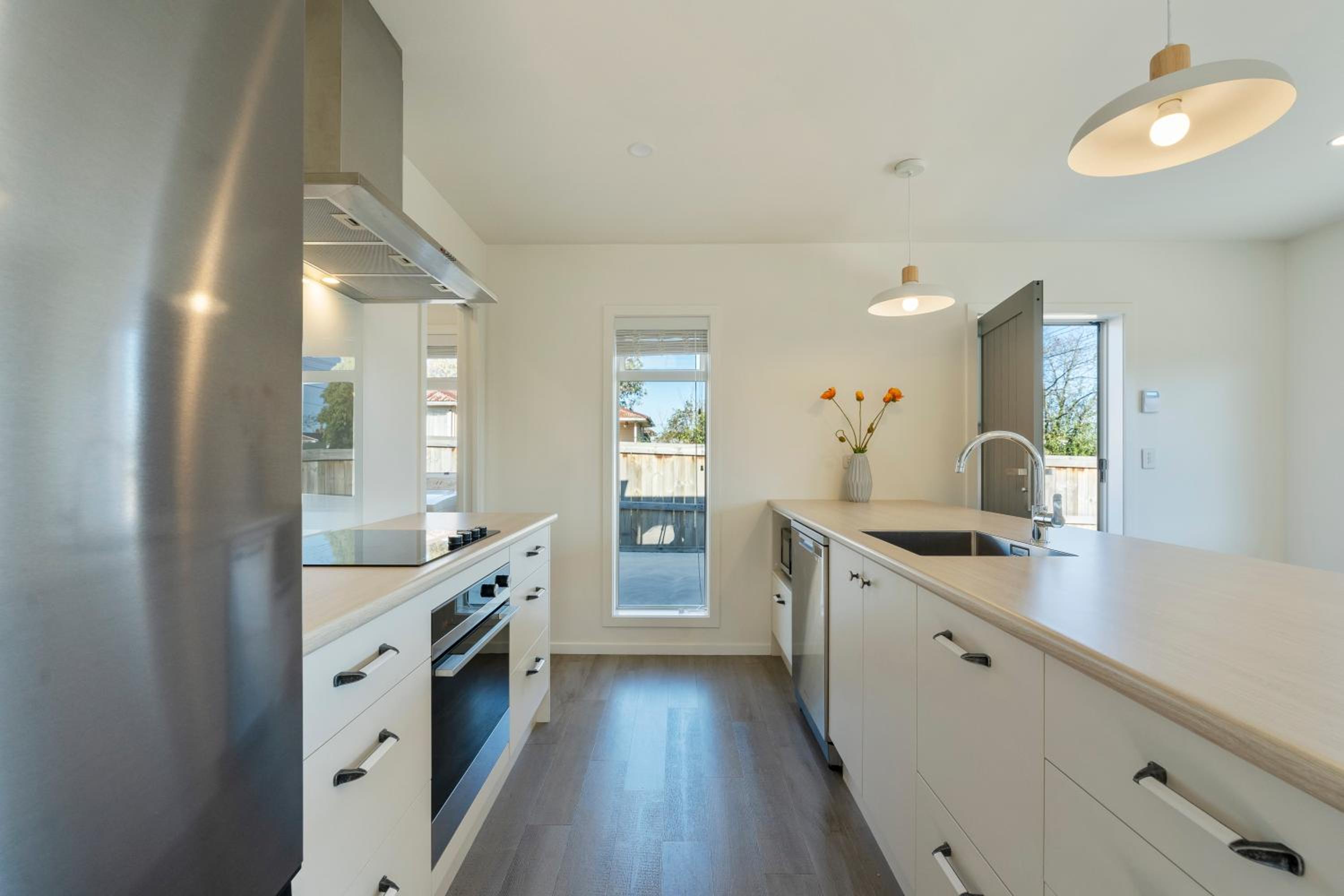 Three-Bedroom House photo 2