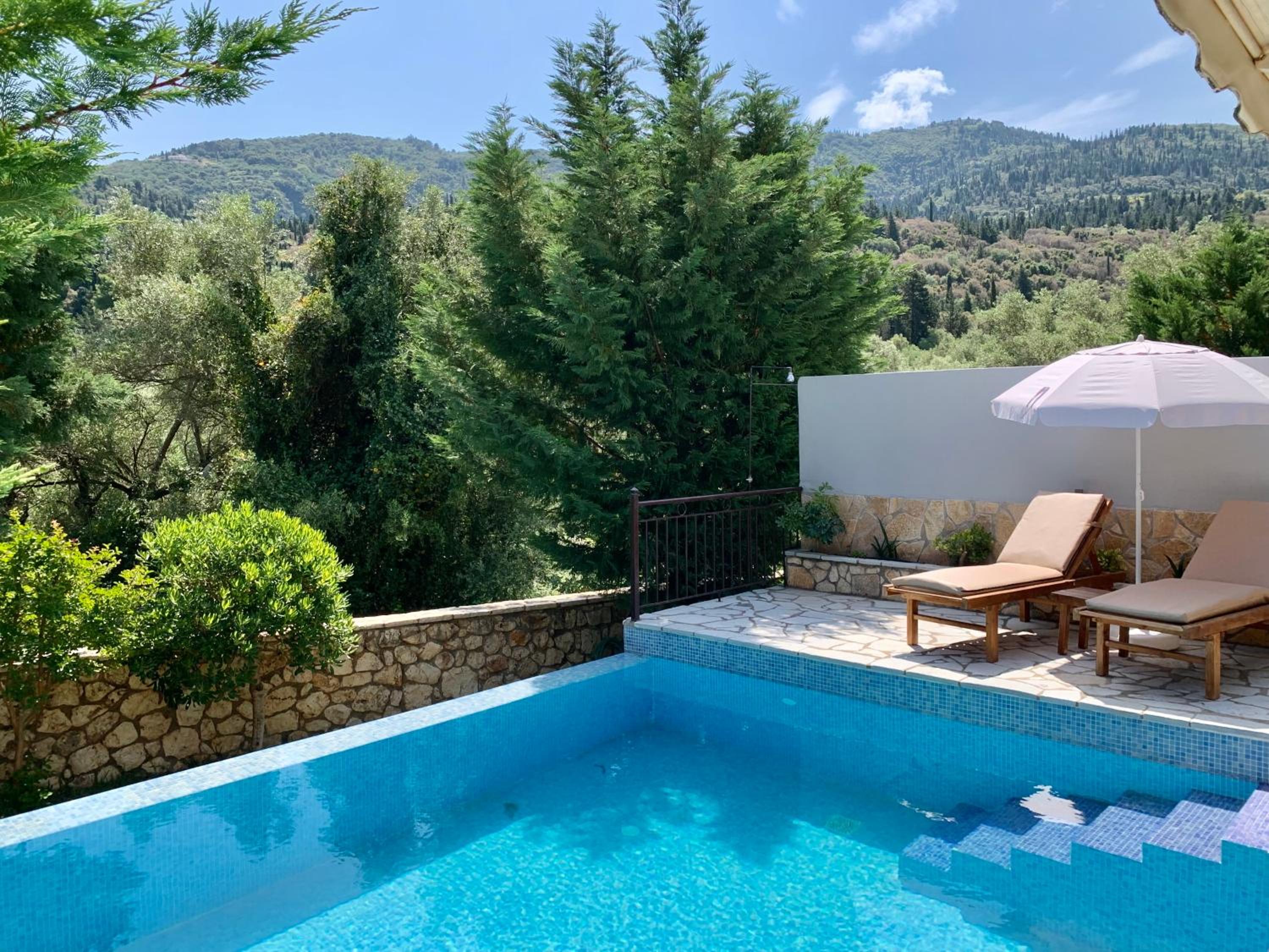 Villa with Private Pool - Photo 22