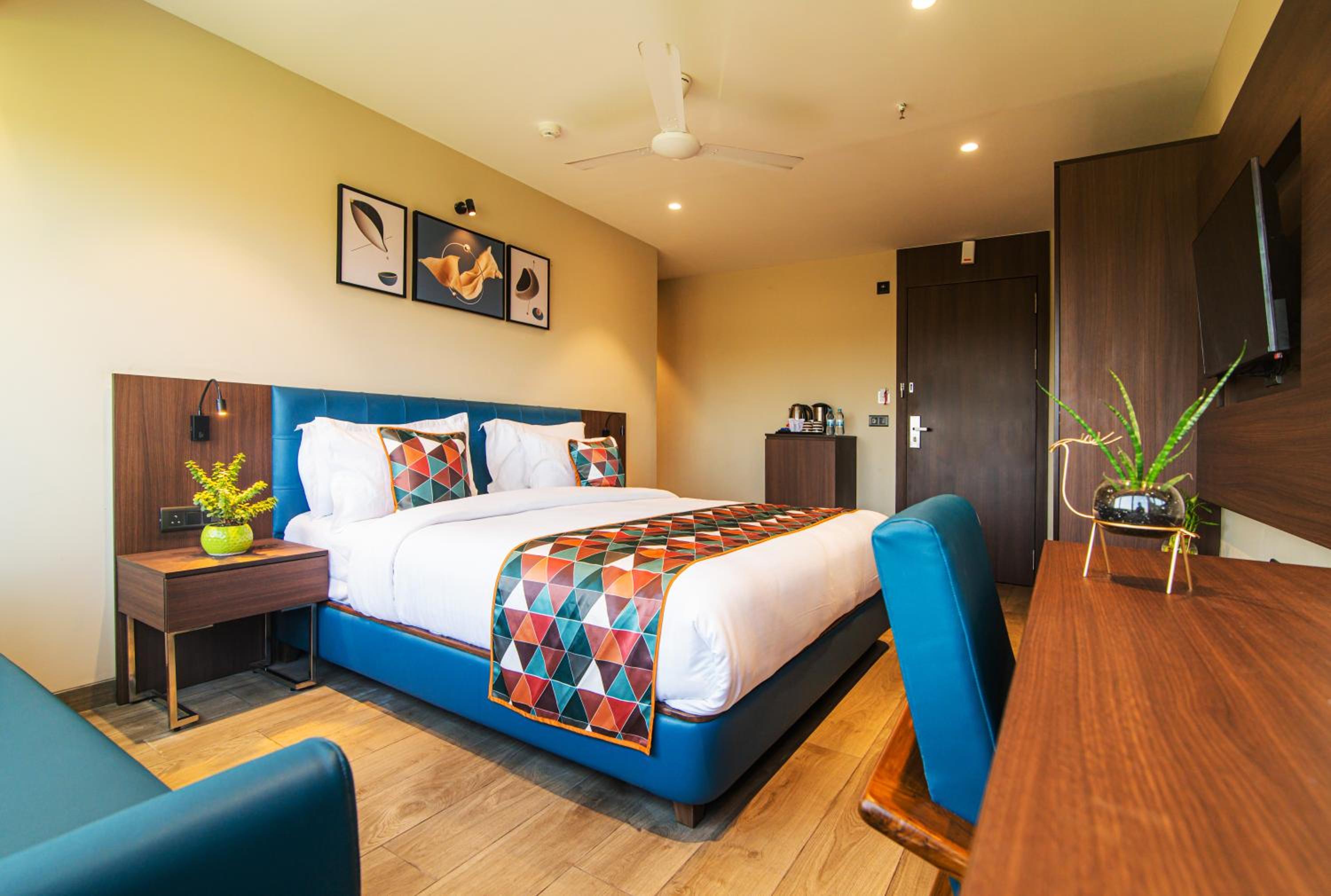 Superior King Room photo 1