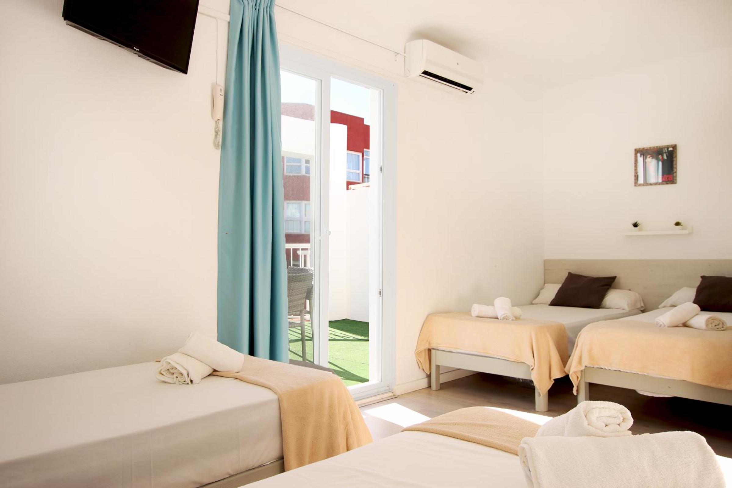 Superior Quadruple Room with Terrace photo 3