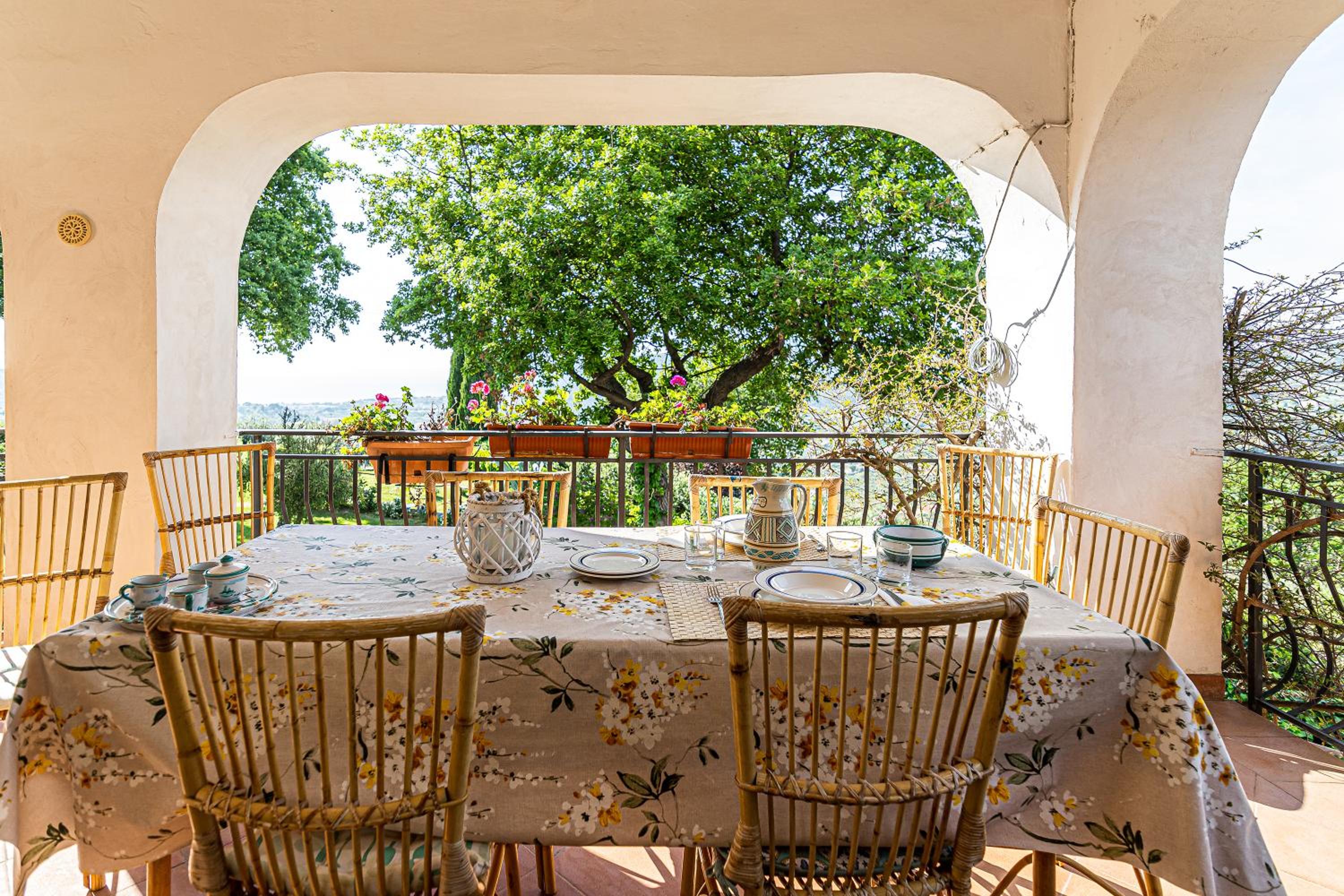 Villa photo 3
