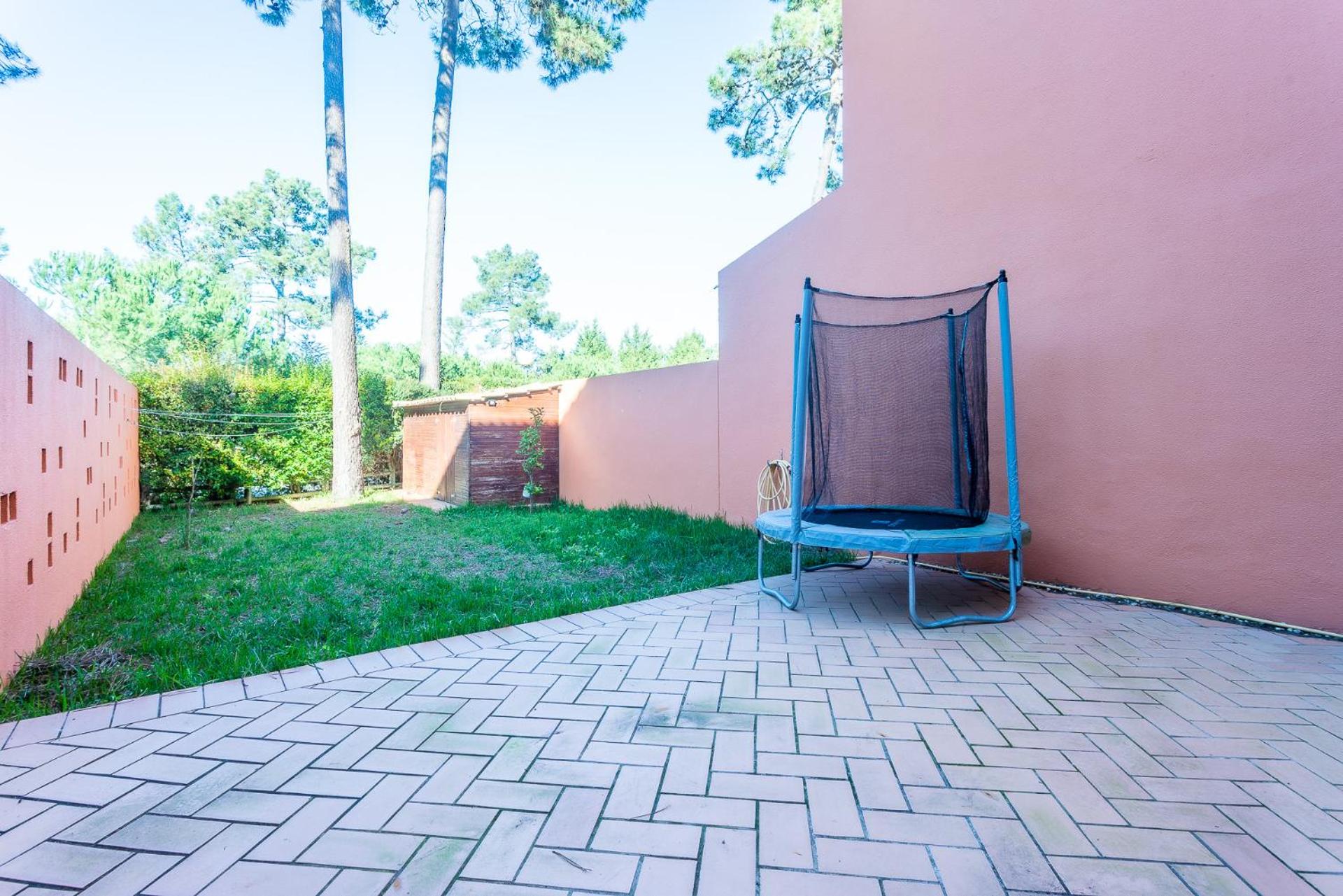 Apartment With Garden View photo 2