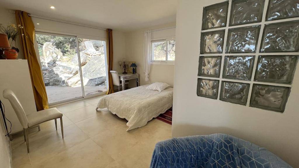 Casa de cuatro habitaciones