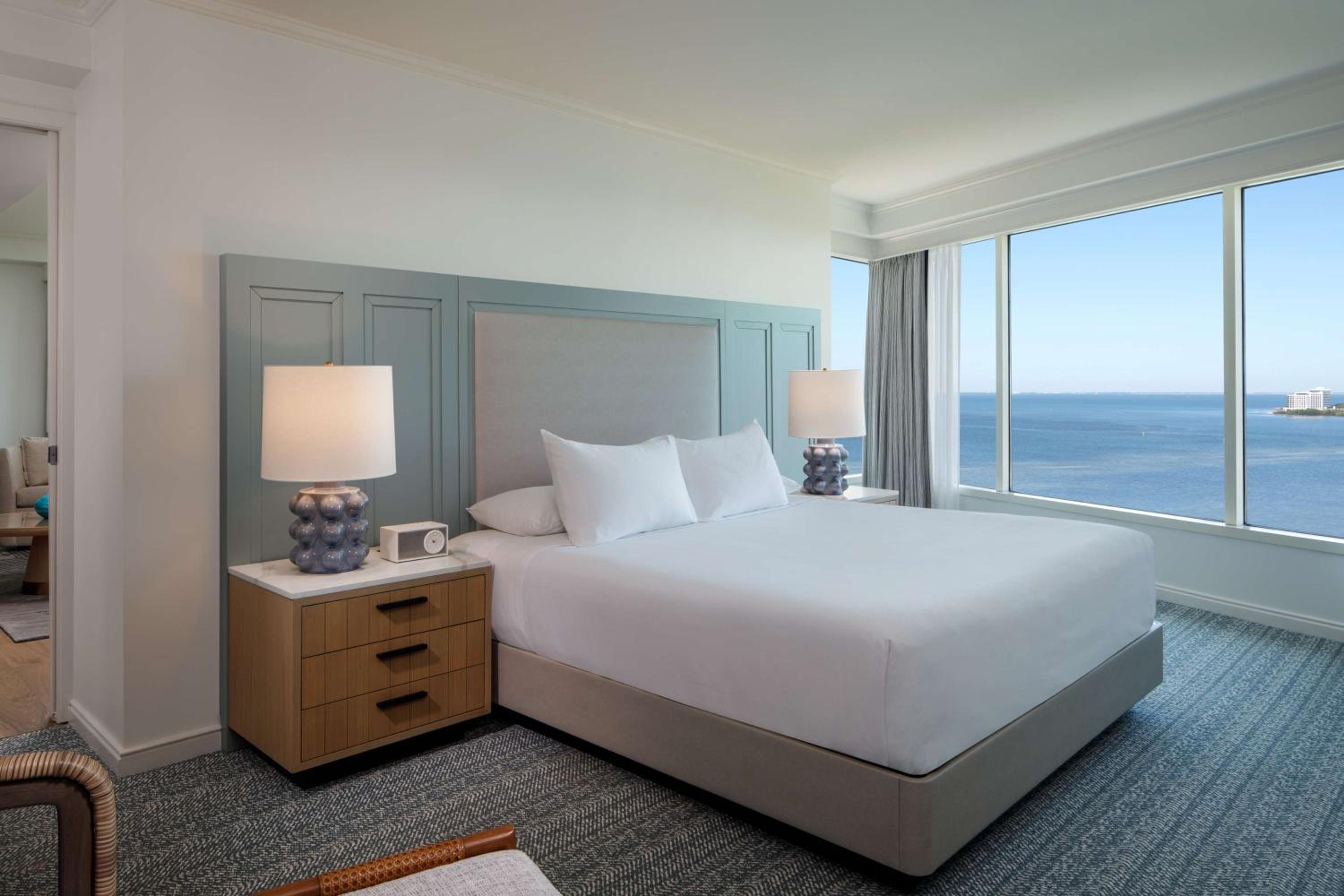 Suite with Bay View - Photo 1