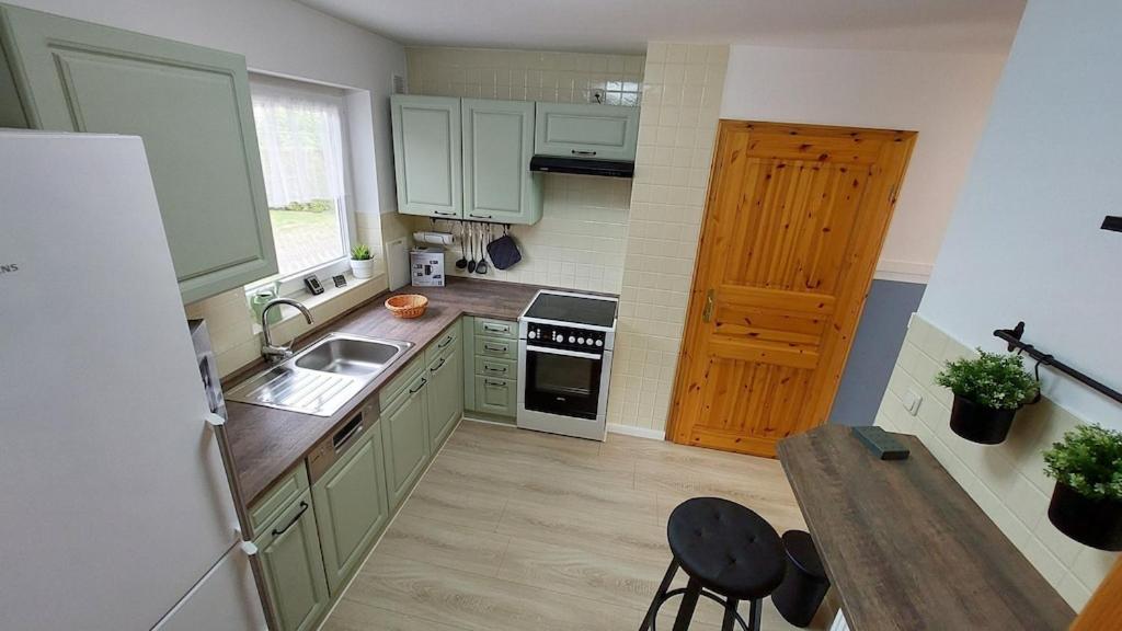 Two-Bedroom House photo 3