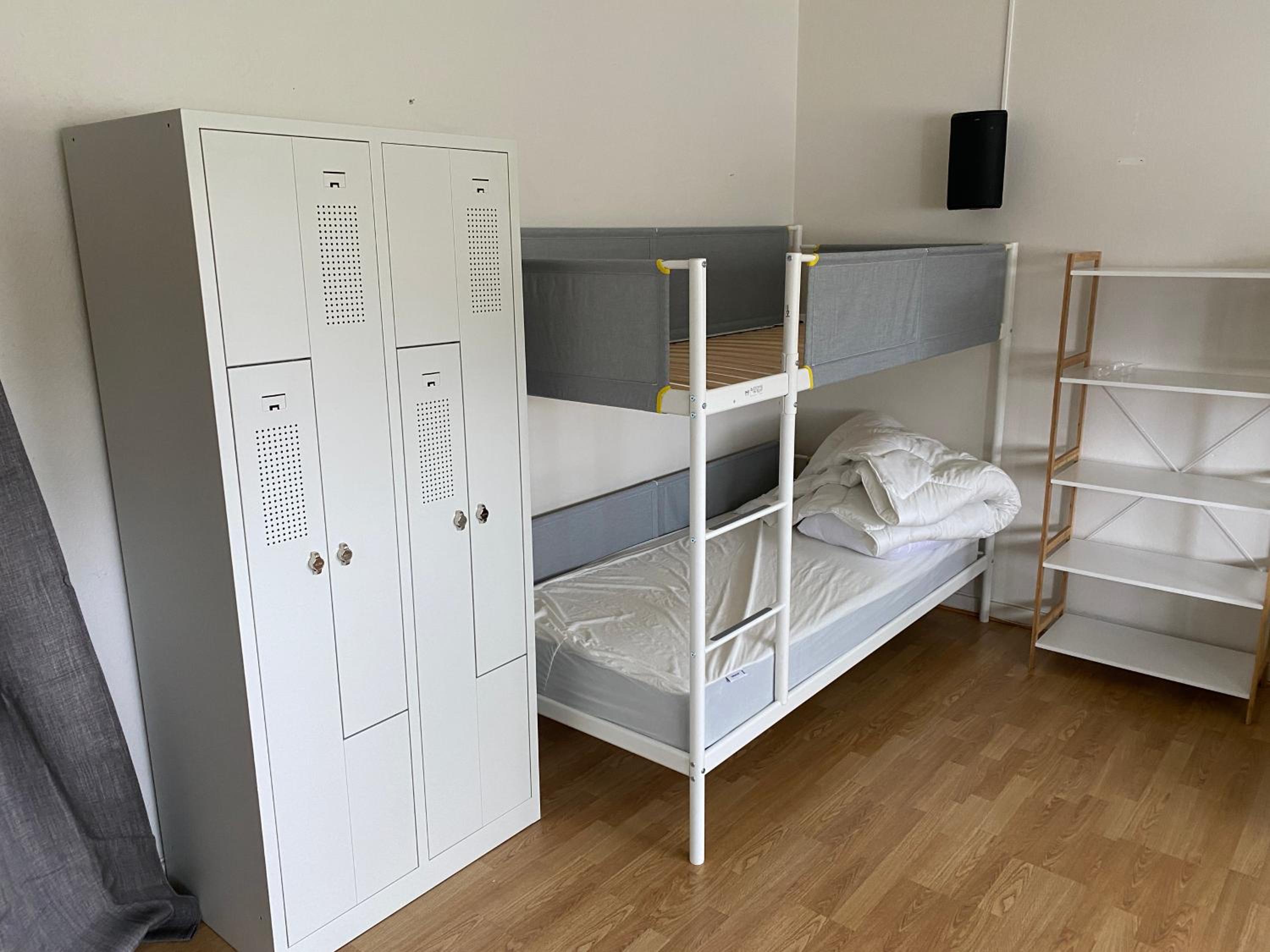 Bed in 6-Bed Female Dormitory Room photo 1