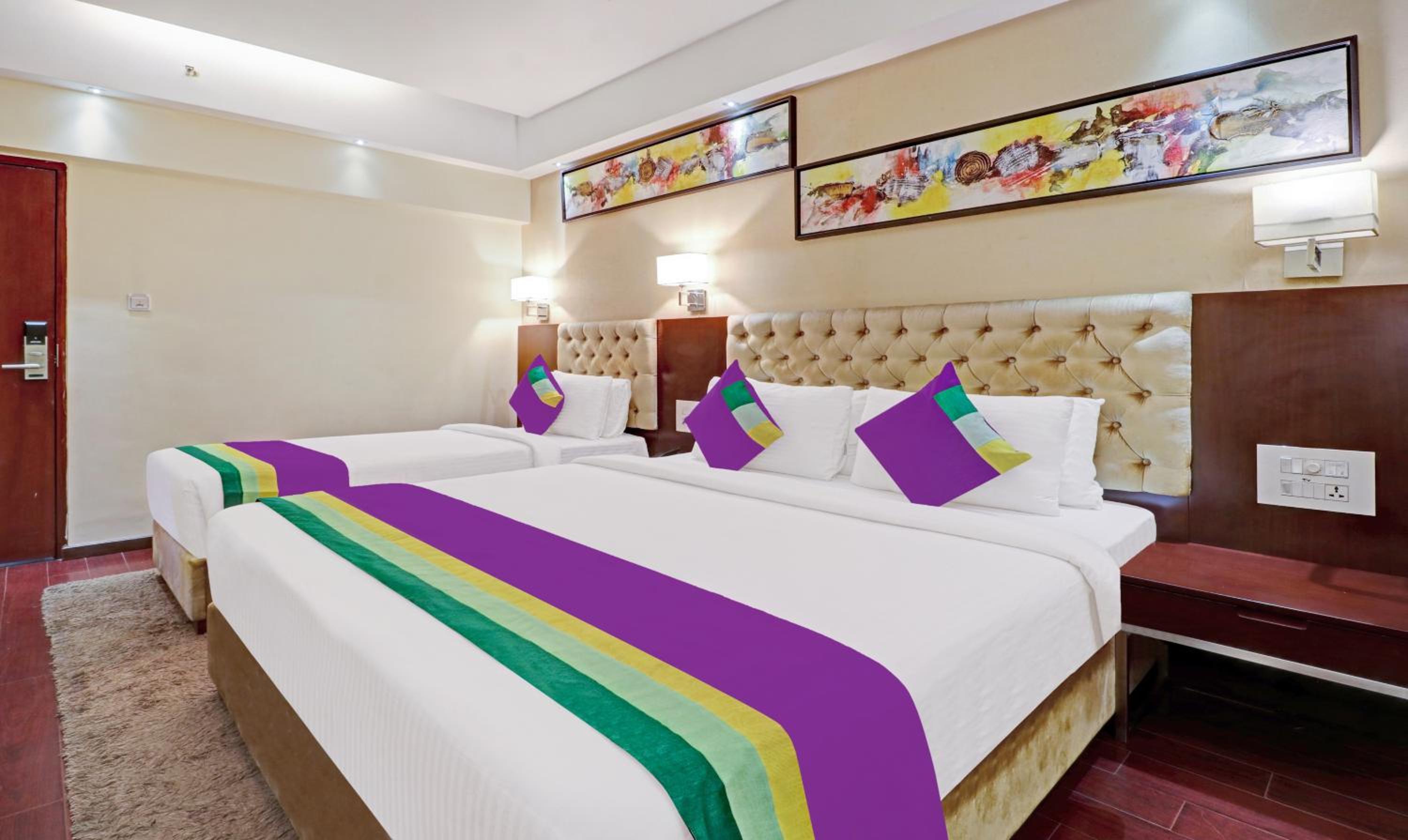 Superior King Room photo 1