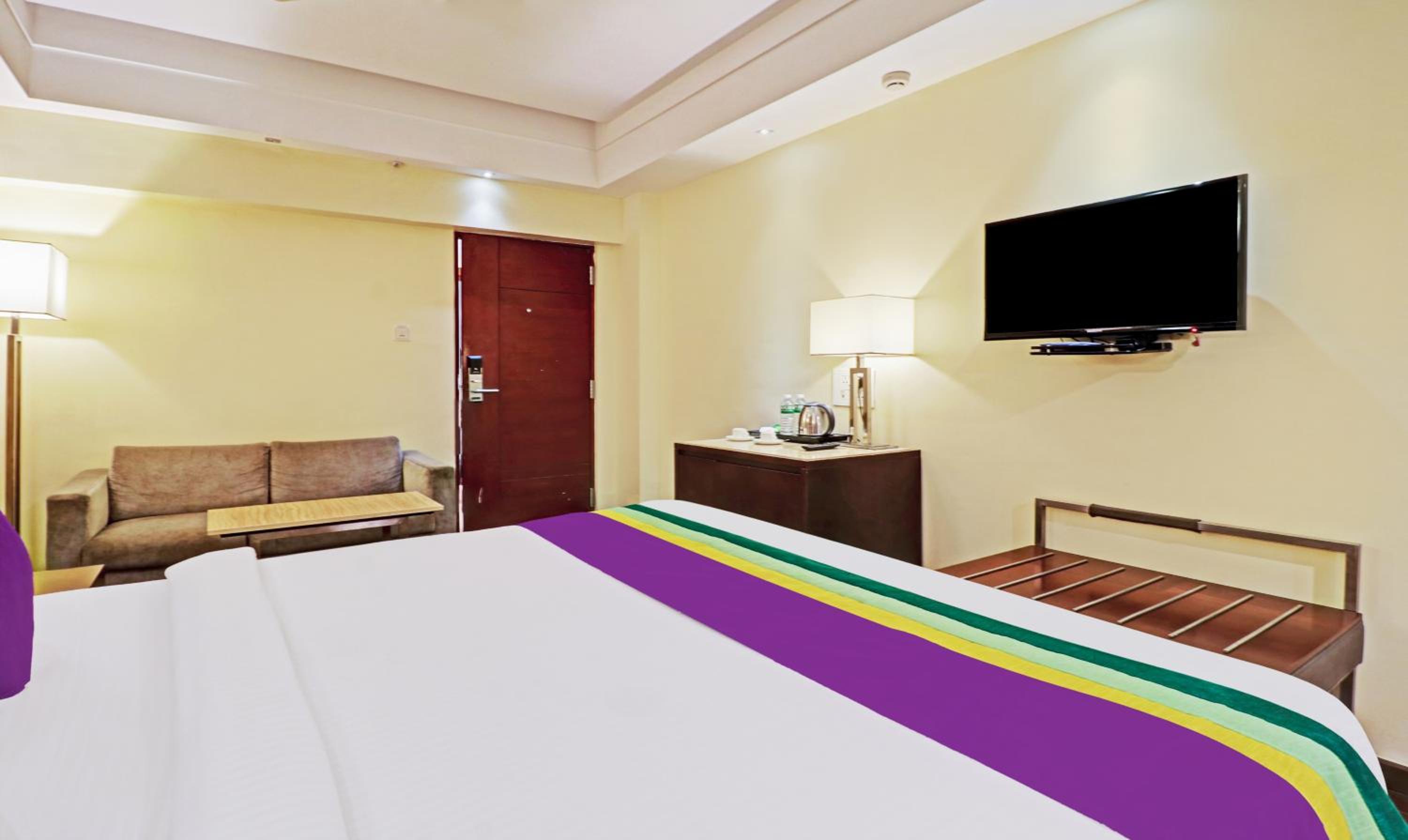 Deluxe Double Room photo 3