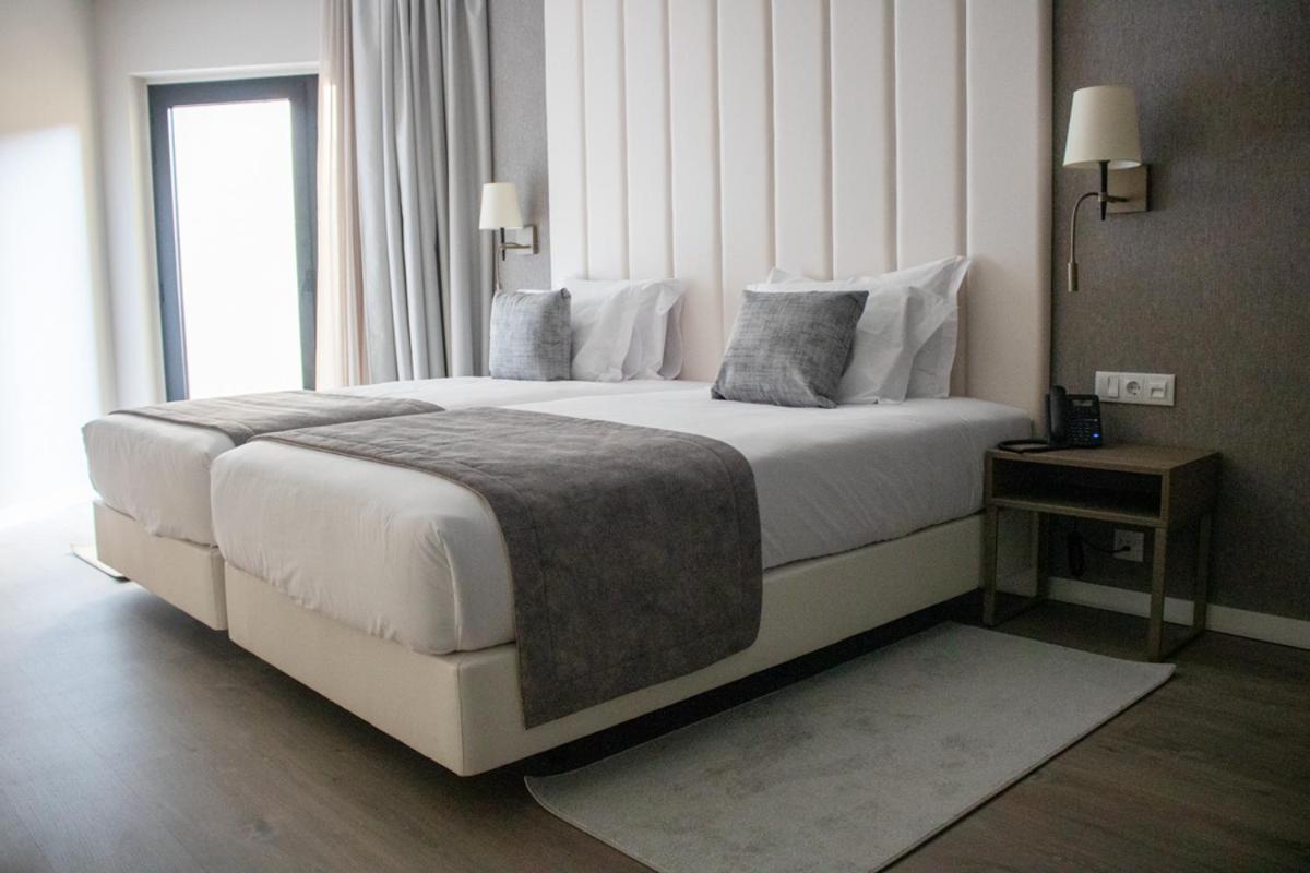 Deluxe Double or Twin Room - Photo 1