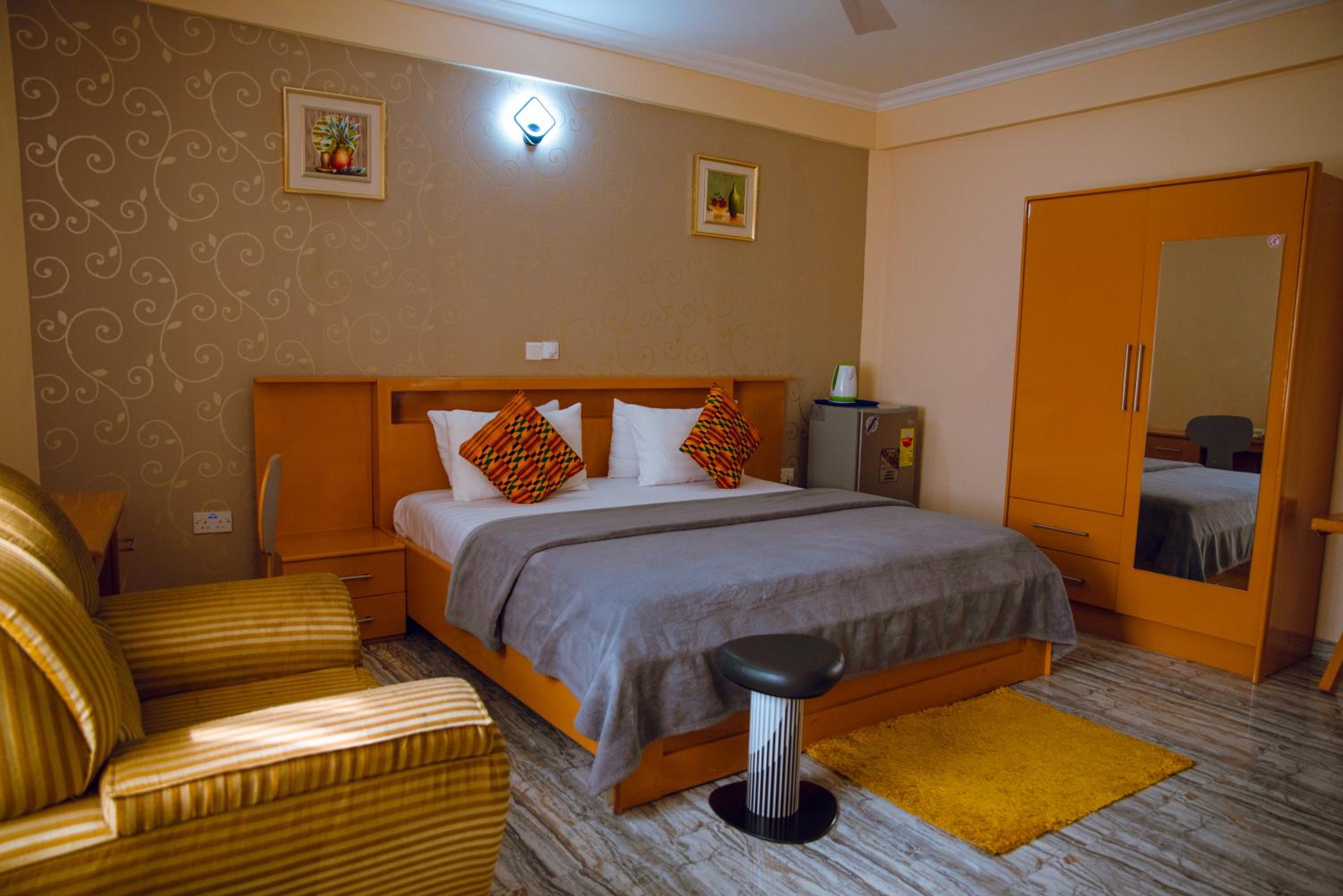 Deluxe King Room photo 1