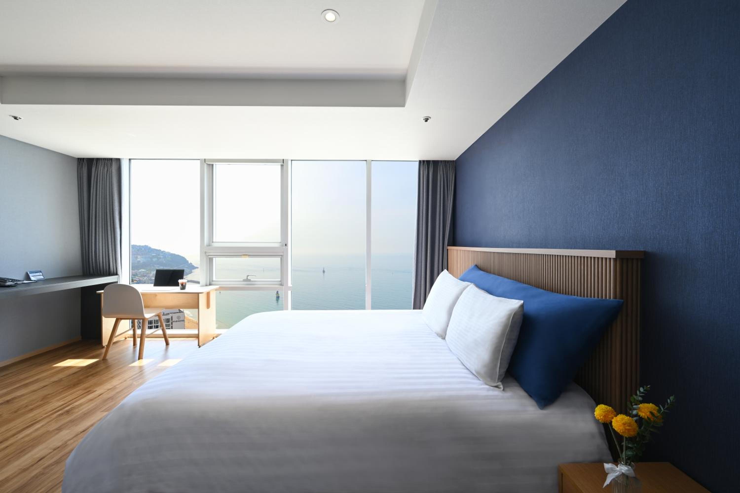 Junior Suite with Ocean View