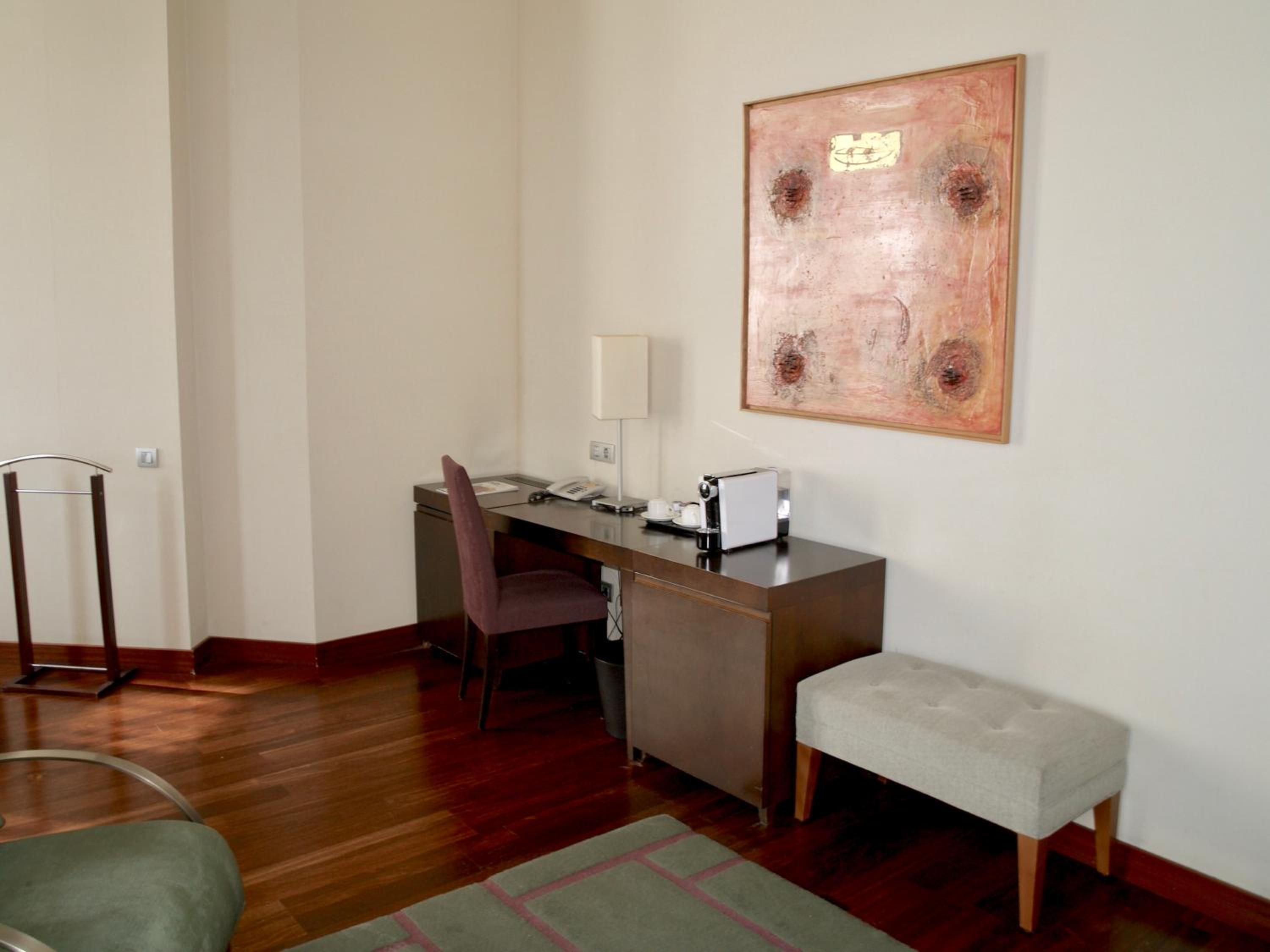 Junior Suite with Sea View - Photo 6