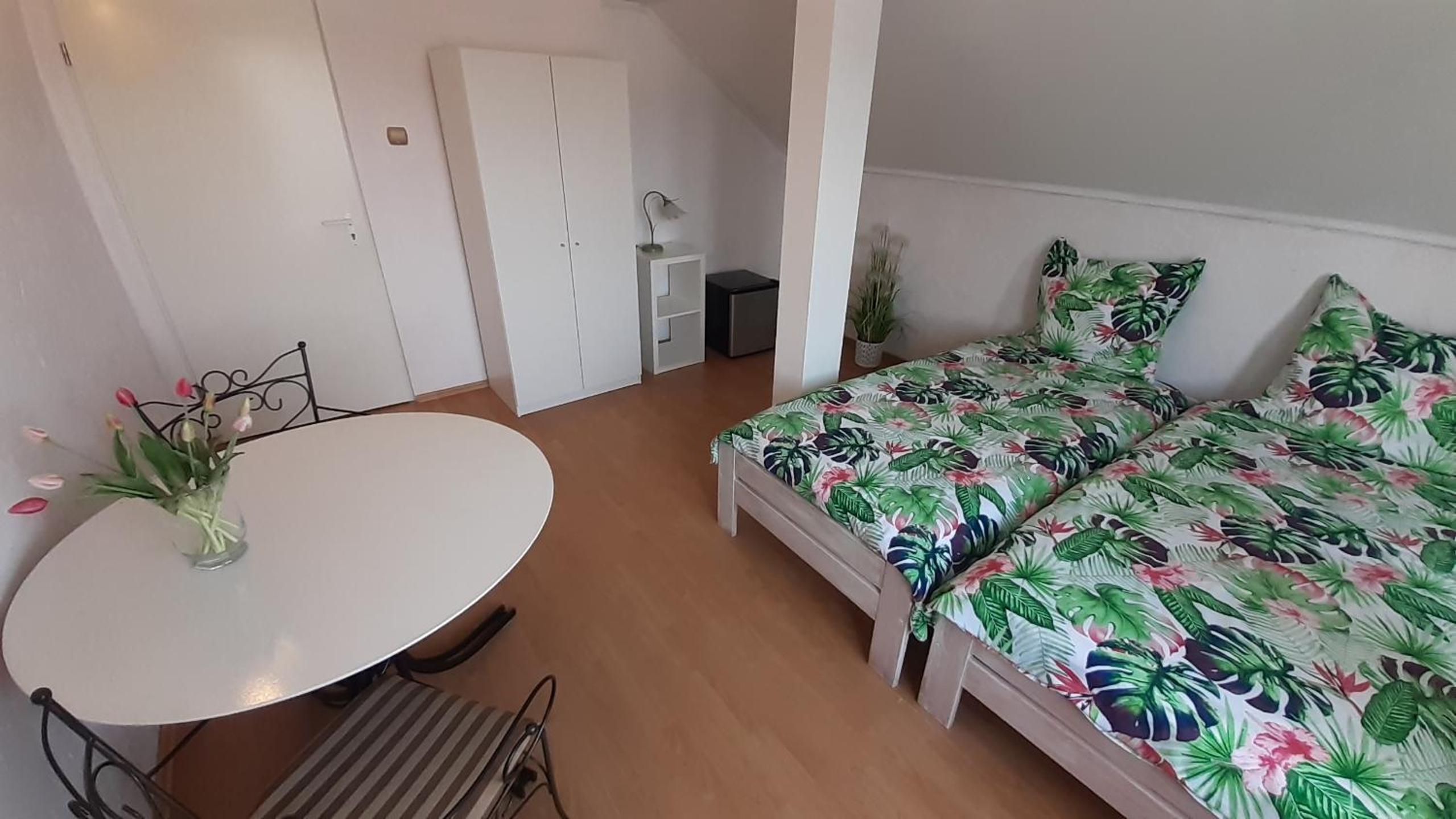 Double Room with Private External Bathroom photo 2