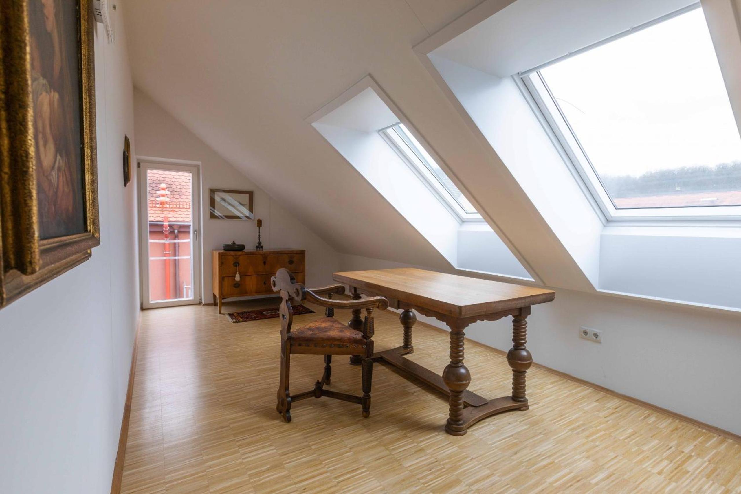Deluxe Apartment with Balcony photo 3