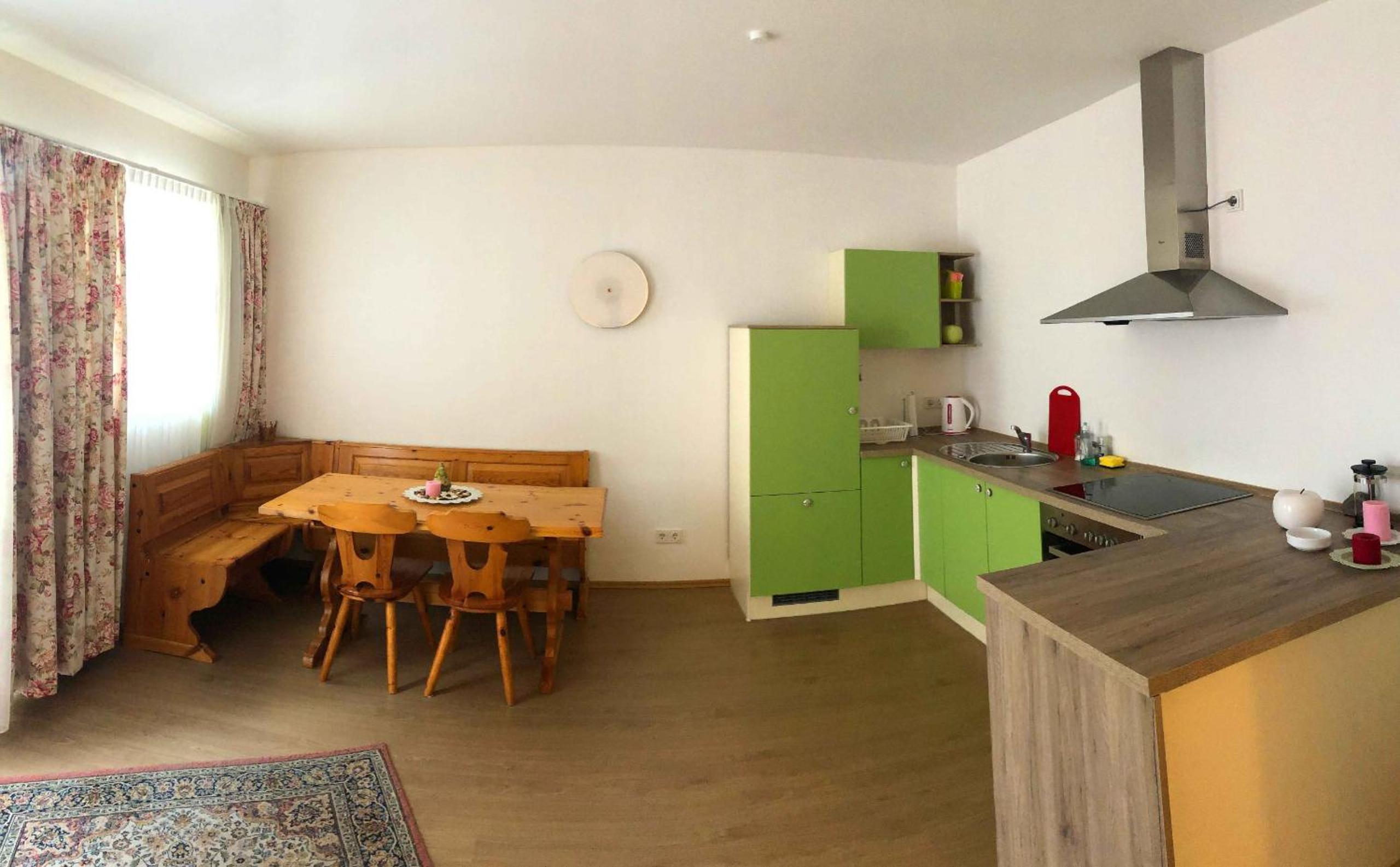 Comfort Apartment photo 2