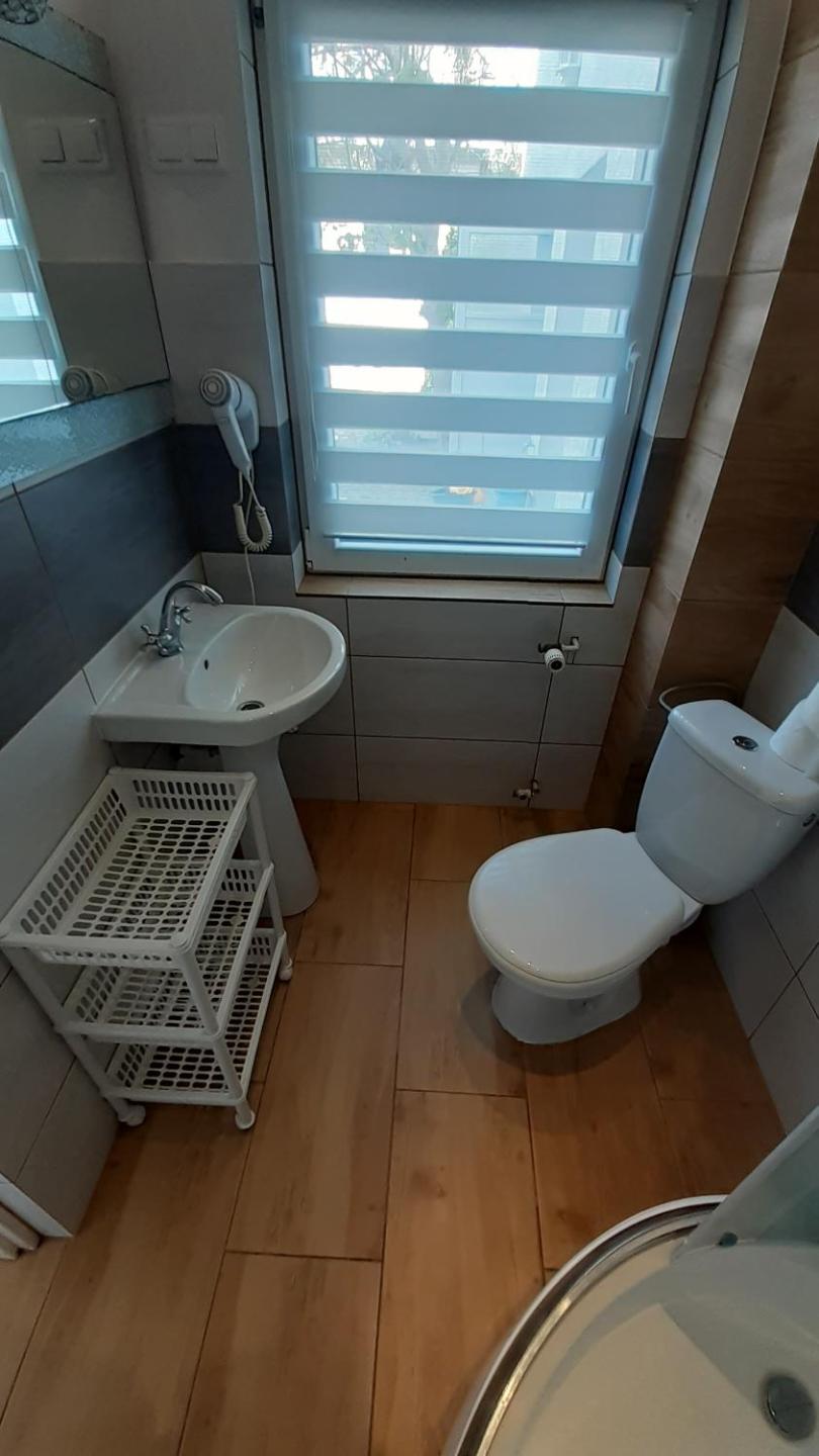 Double Room with Private Bathroom photo 3