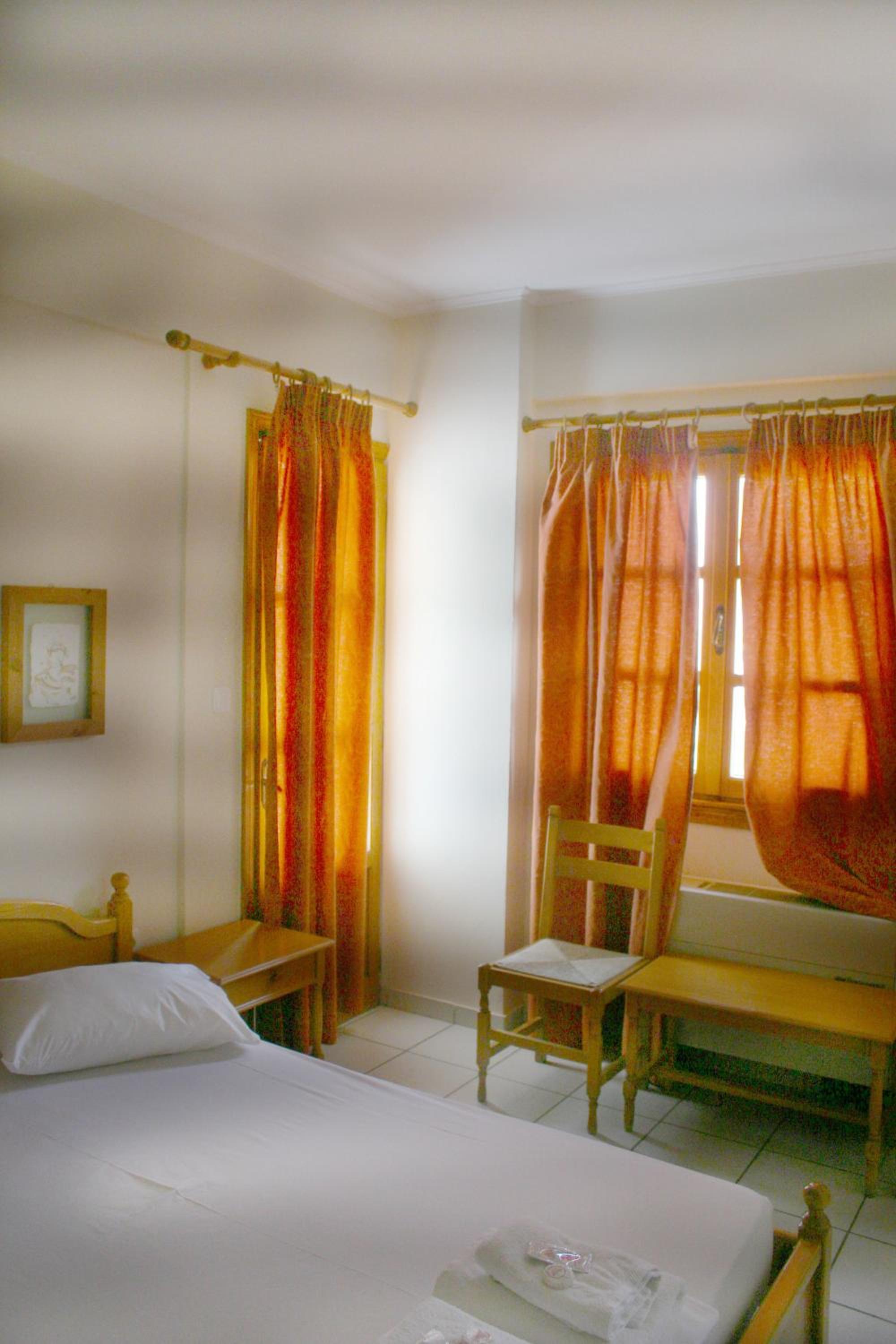 Double or Twin Room - Photo 1