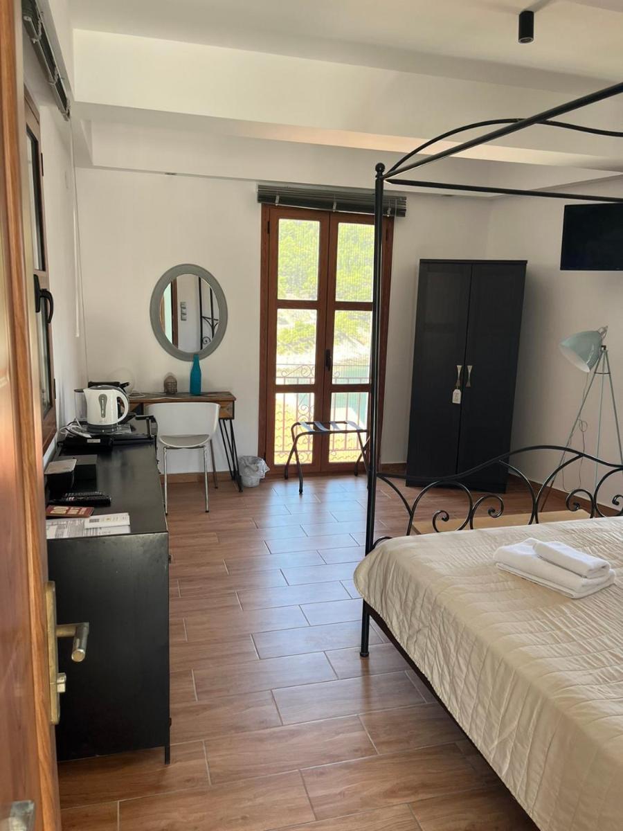 Superior Double Room photo 2